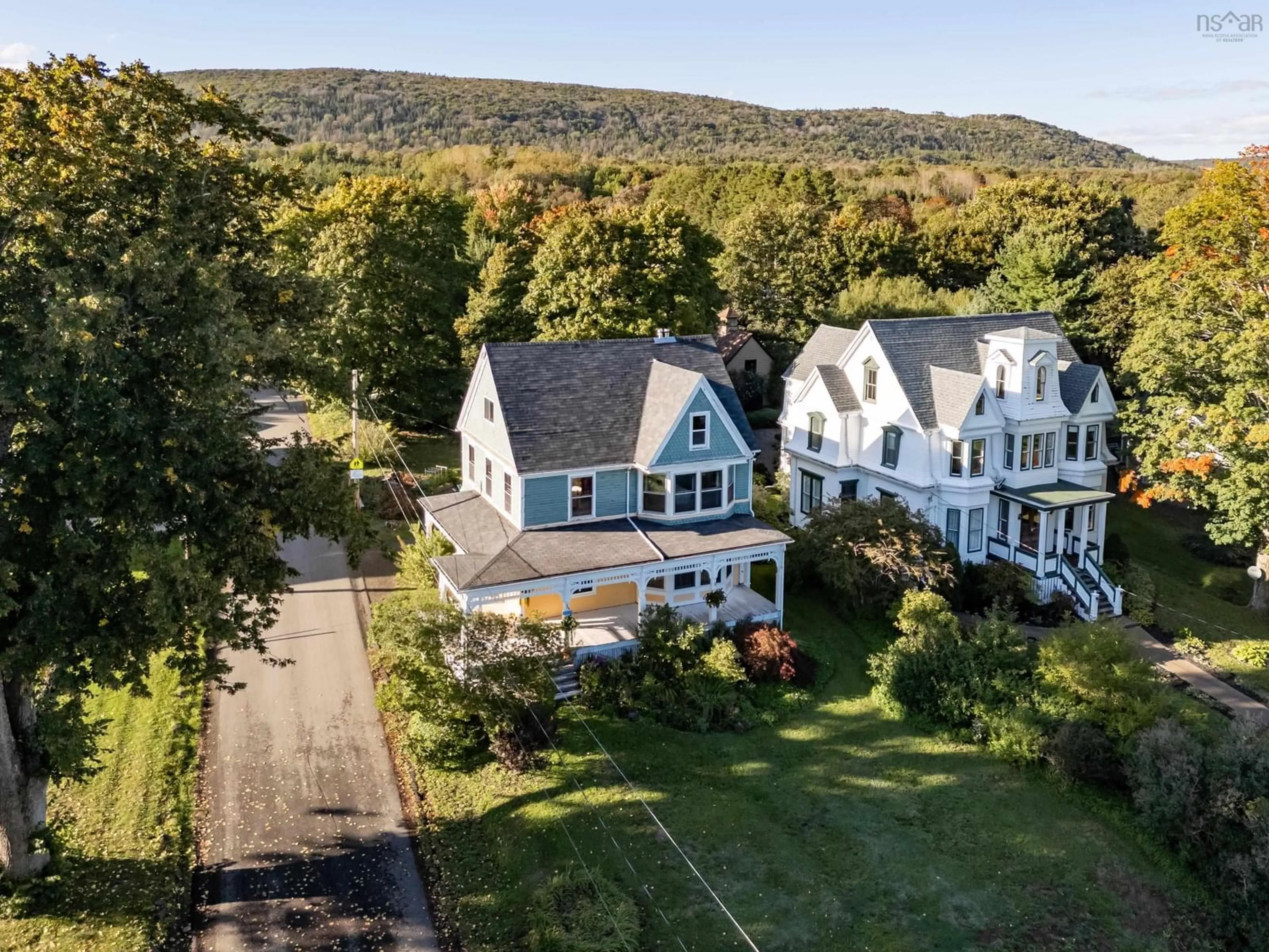 A pic from outside/outdoor area/front of a property/back of a property/a pic from drone, mountain view for 5407 Granville Rd, Granville Ferry Nova Scotia B0S 1A0