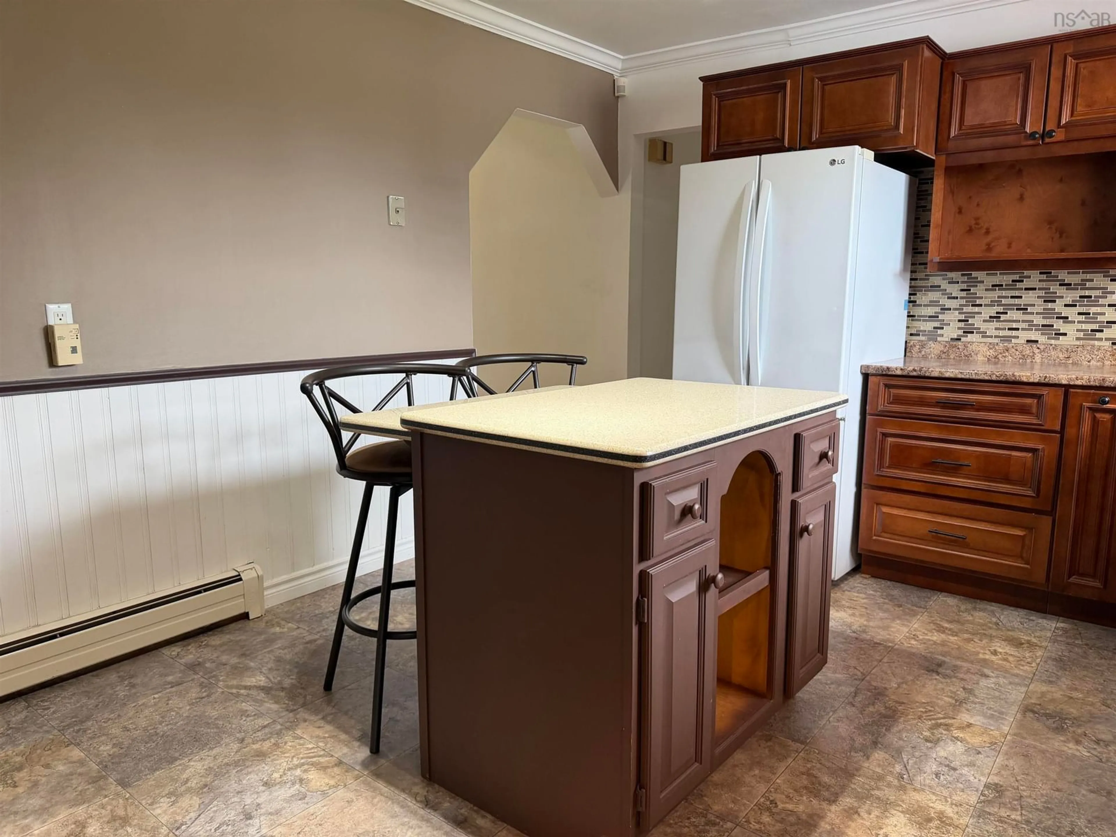 Standard kitchen, unknown for 127 Kennedy Ave, Sydney Nova Scotia B1P 3K9
