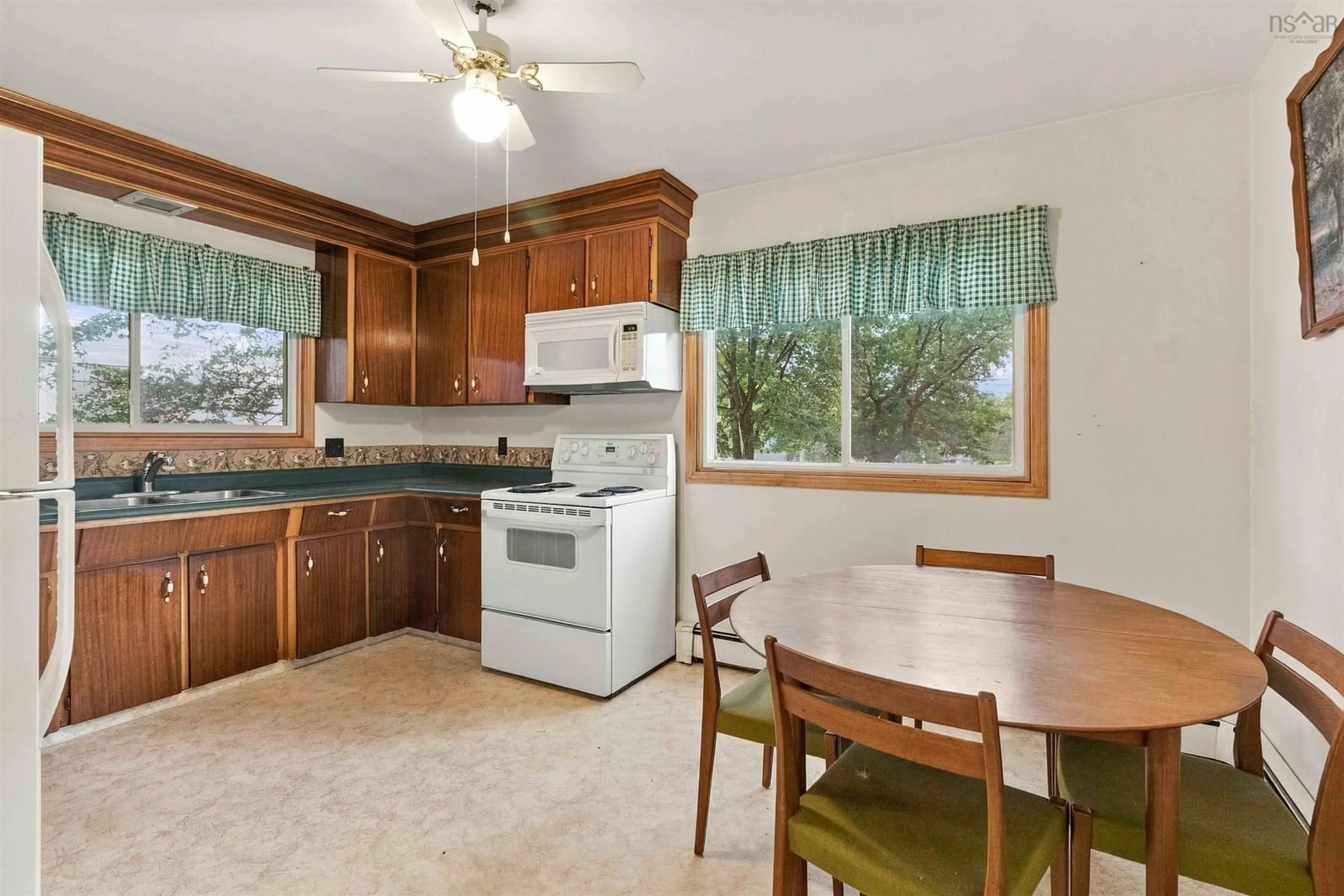 Standard kitchen, unknown for 3524 Acadia St, Halifax Peninsula Nova Scotia B3K 3P2