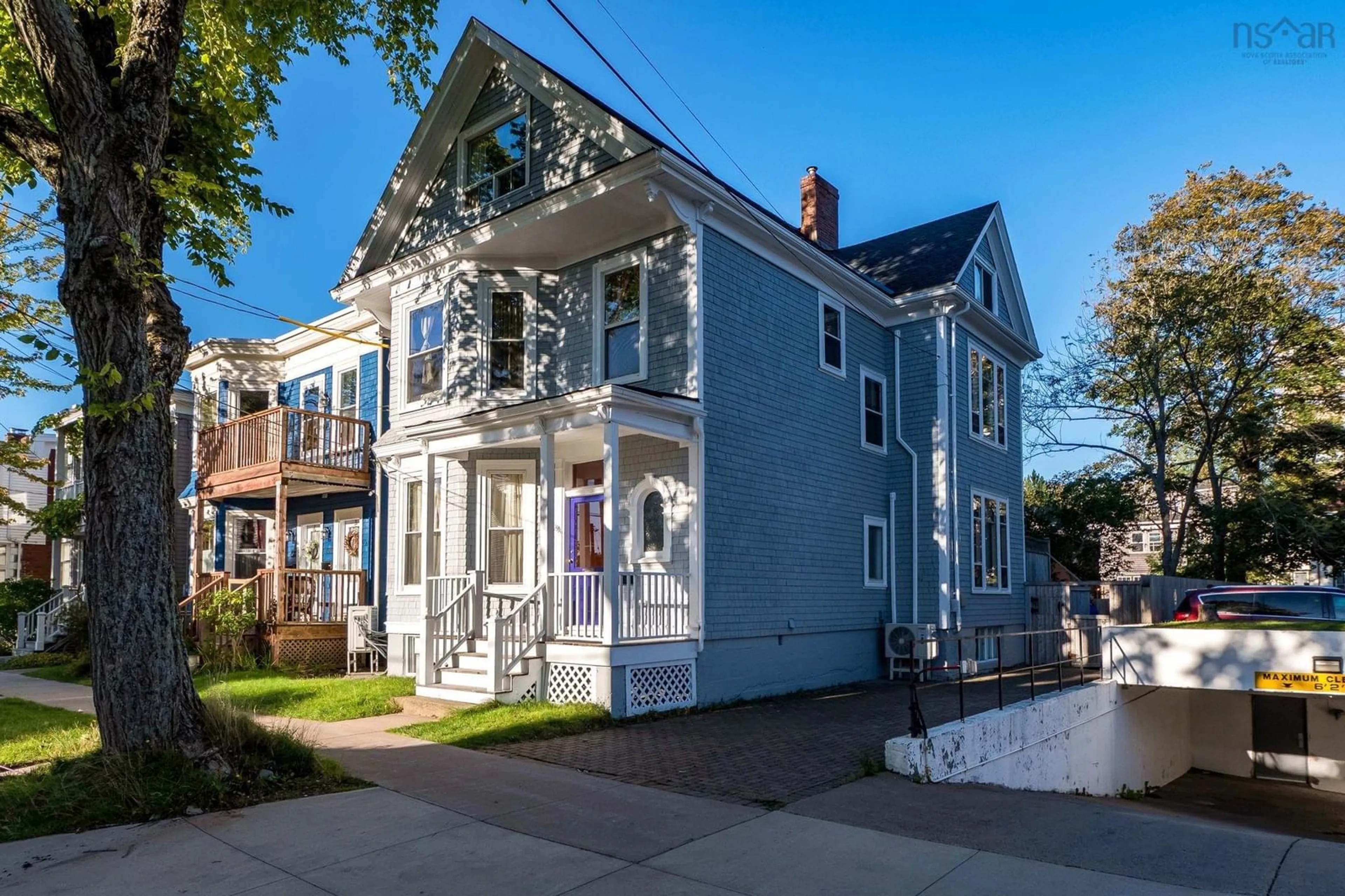 Unknown for 1531 Lemarchant St, Halifax Nova Scotia B3H 3R2