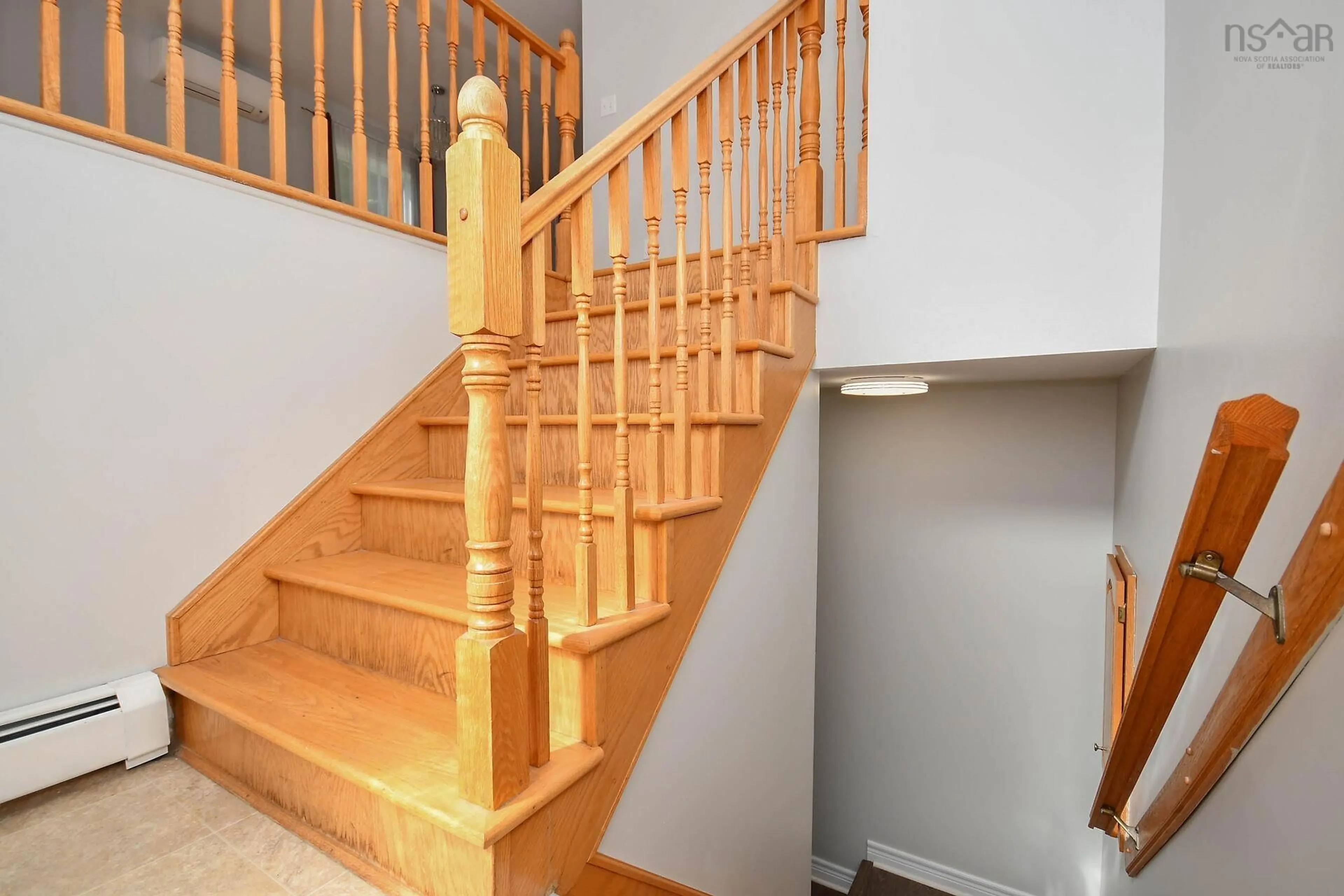 Stairs for 17 Fury Dr, Dartmouth Nova Scotia B3A 4Y2