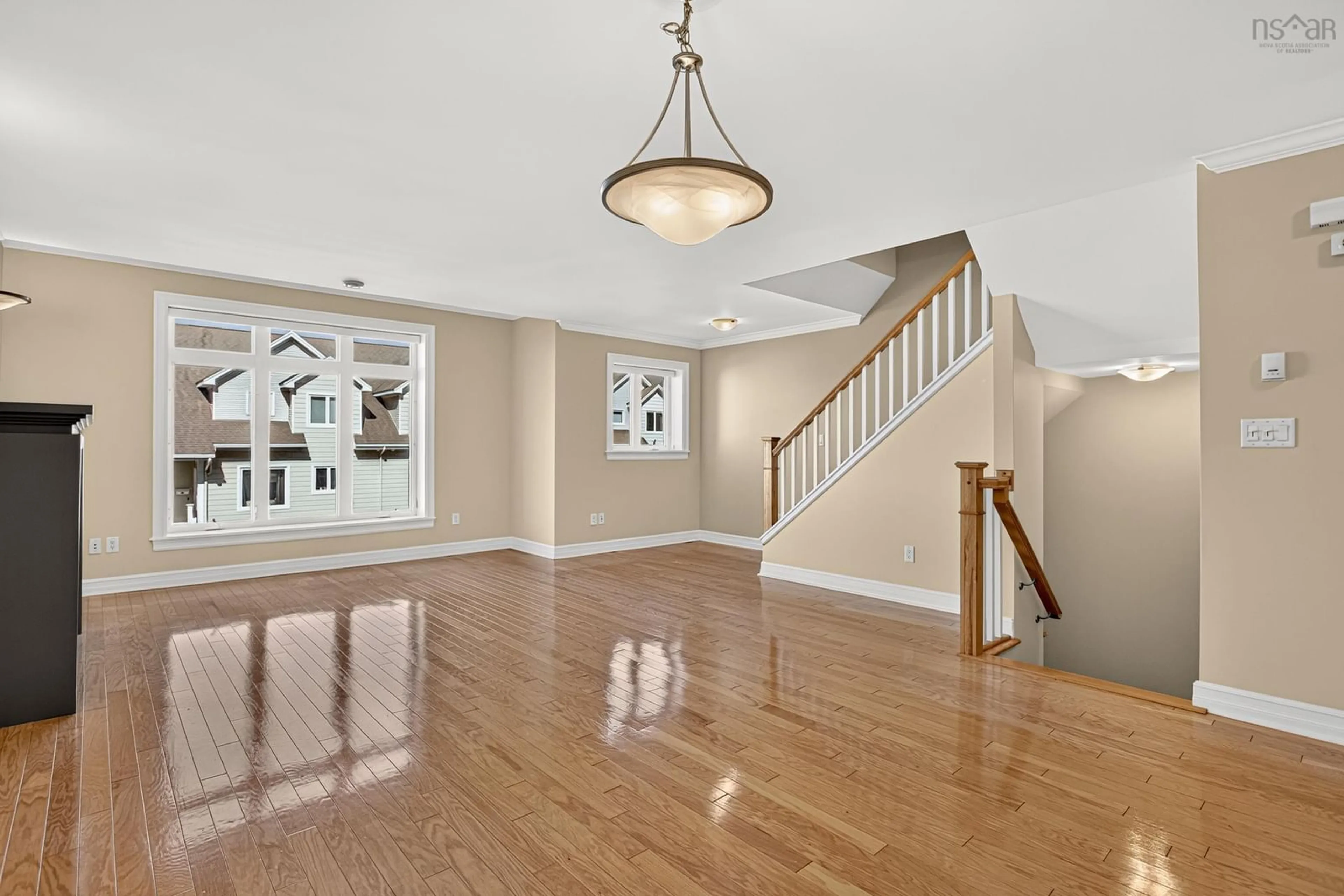 Indoor entryway for 3848 Mont Blanc Terr, Halifax Peninsula Nova Scotia B3K 6R3