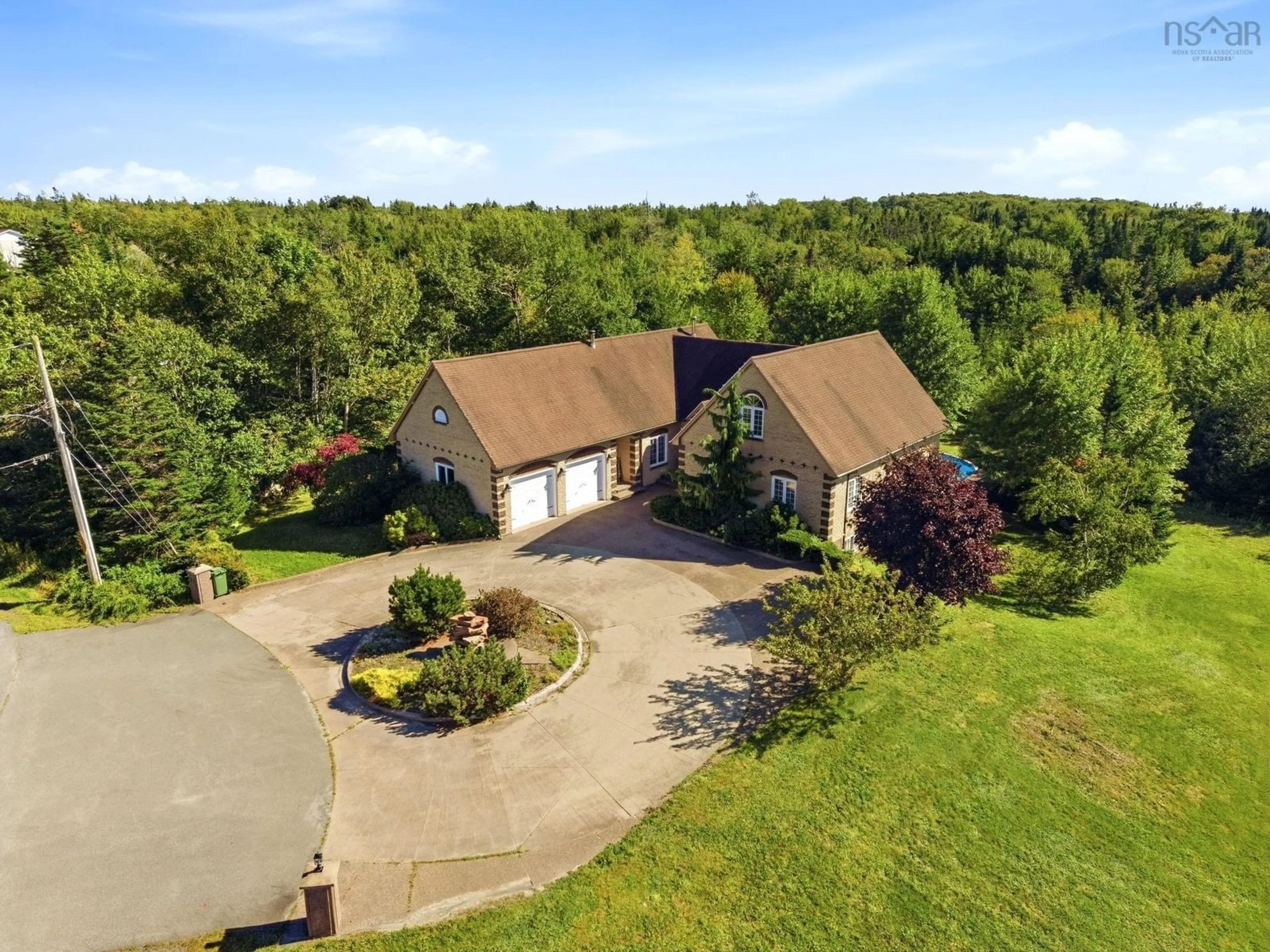 A pic from outside/outdoor area/front of a property/back of a property/a pic from drone, unknown for 65 Francie Drive Dr, Williamswood Nova Scotia B3V 1C1