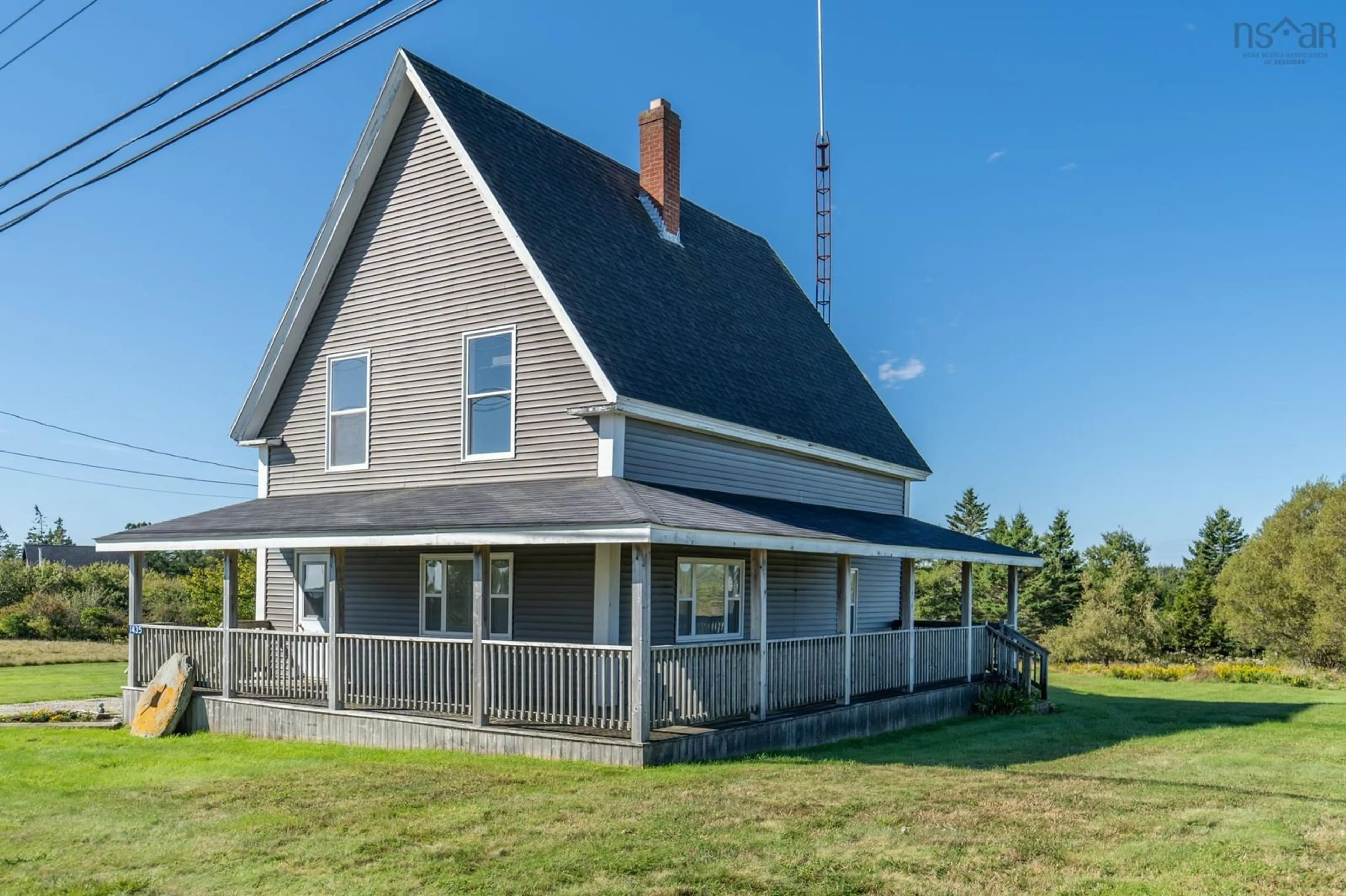 Home with vinyl exterior material, building for 1435 Main Shore Rd, Sandford Nova Scotia B5A 5K8