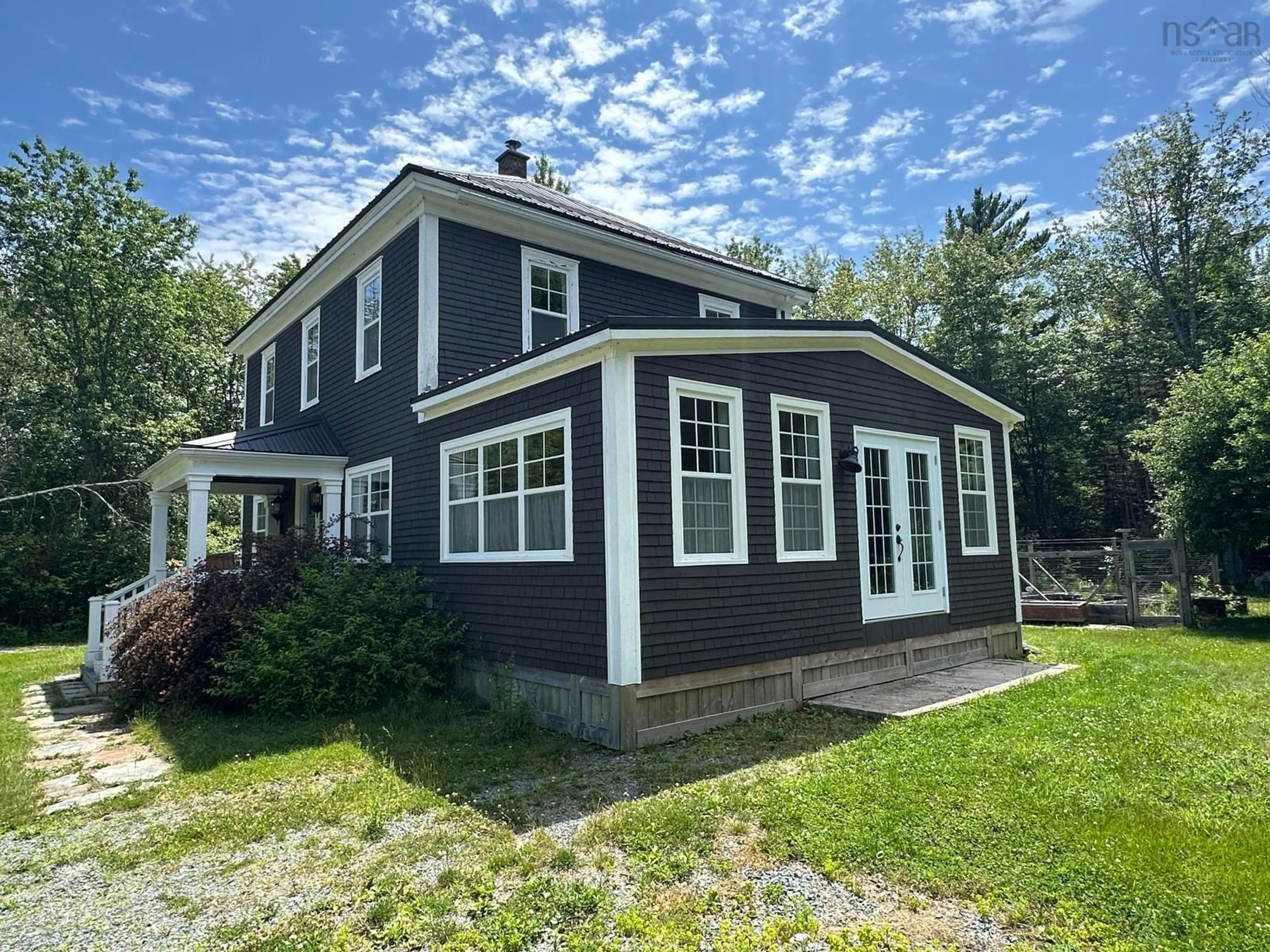 Home with vinyl exterior material, unknown for 151 Medway River Rd, Mill Village Nova Scotia B0J 2H0