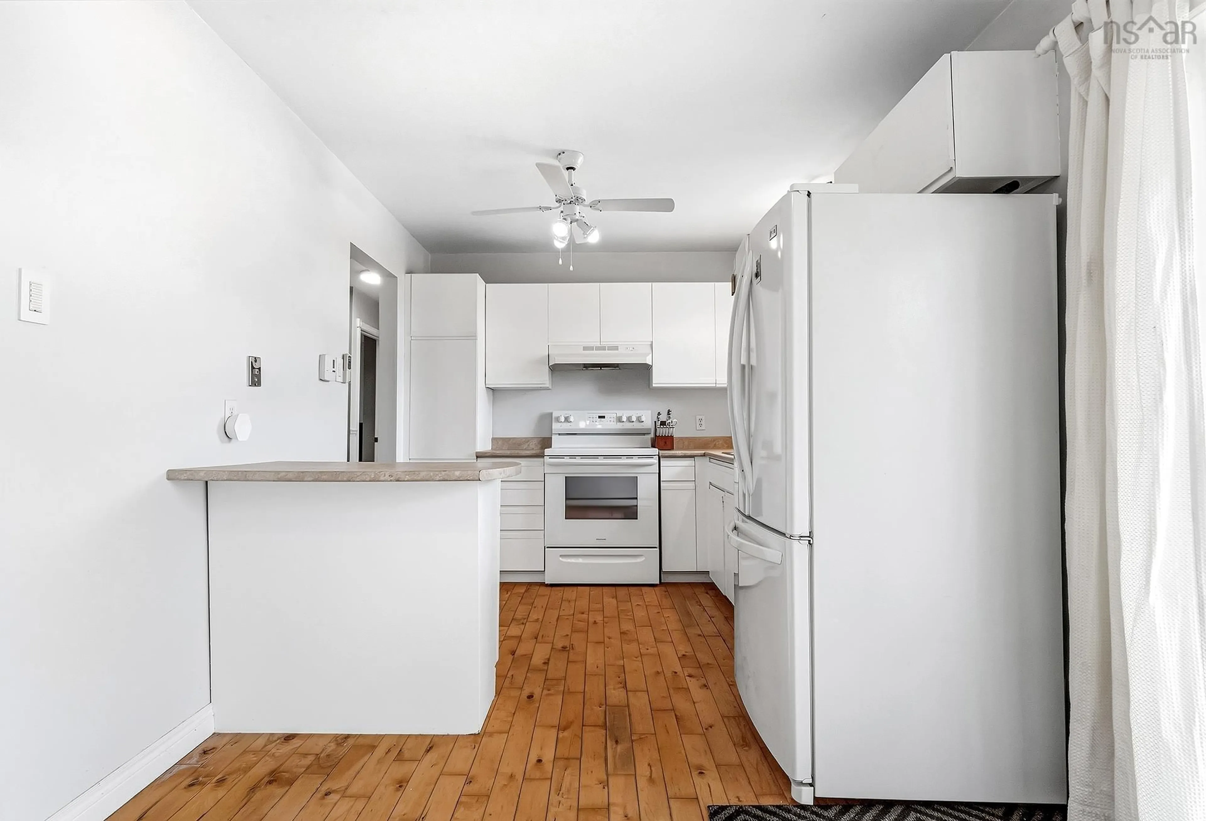 Standard kitchen, unknown for 256 Mount Edward Rd, Dartmouth Nova Scotia B2W 3L6