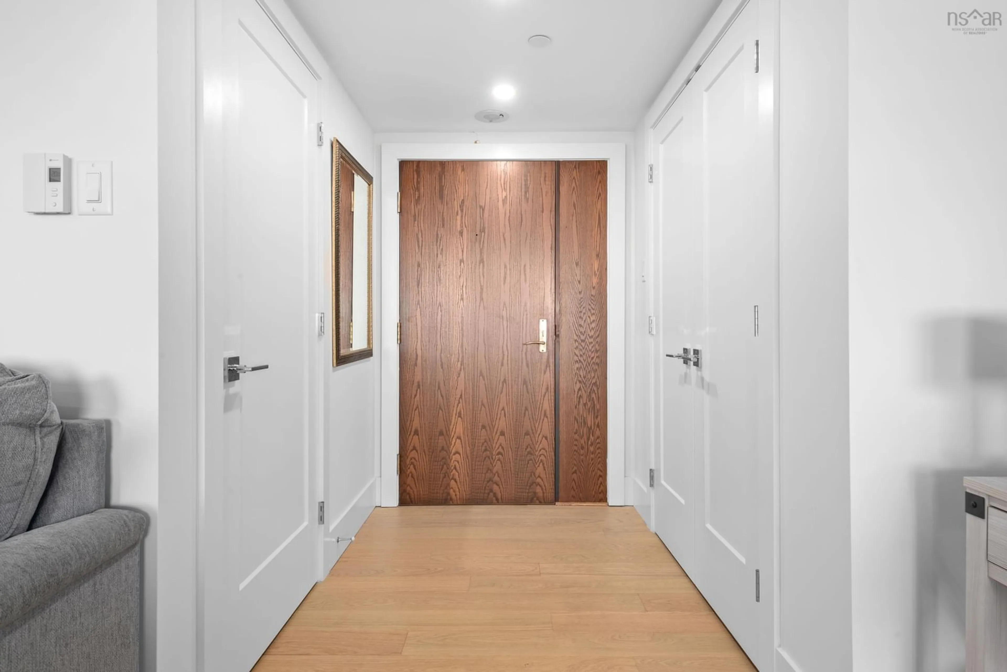 Indoor foyer for 1470 Summer St #1405, Halifax Peninsula Nova Scotia B3H 3A3