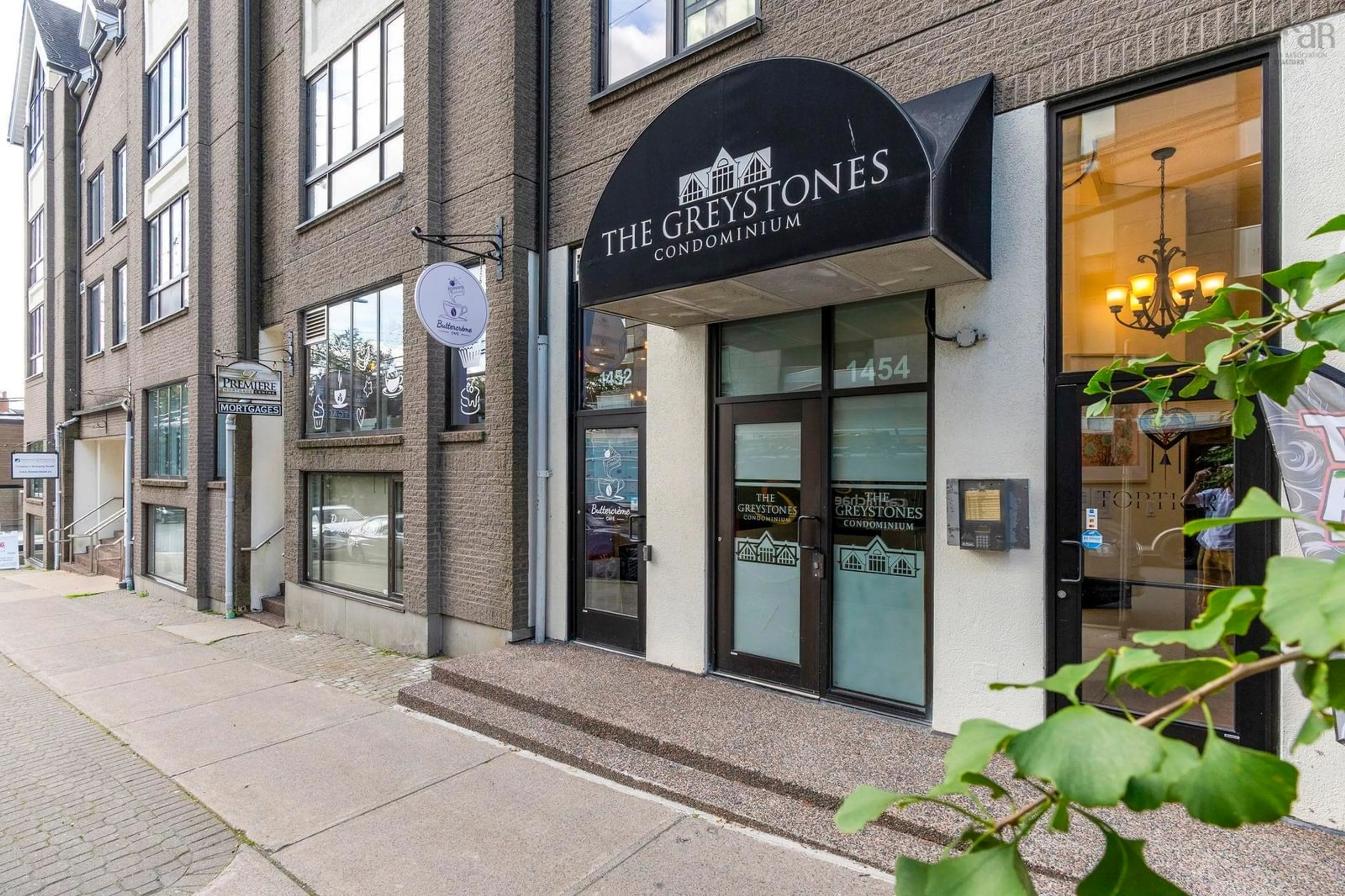 Indoor foyer for 1454 Dresden Row #603, Halifax Nova Scotia B3J 3T5