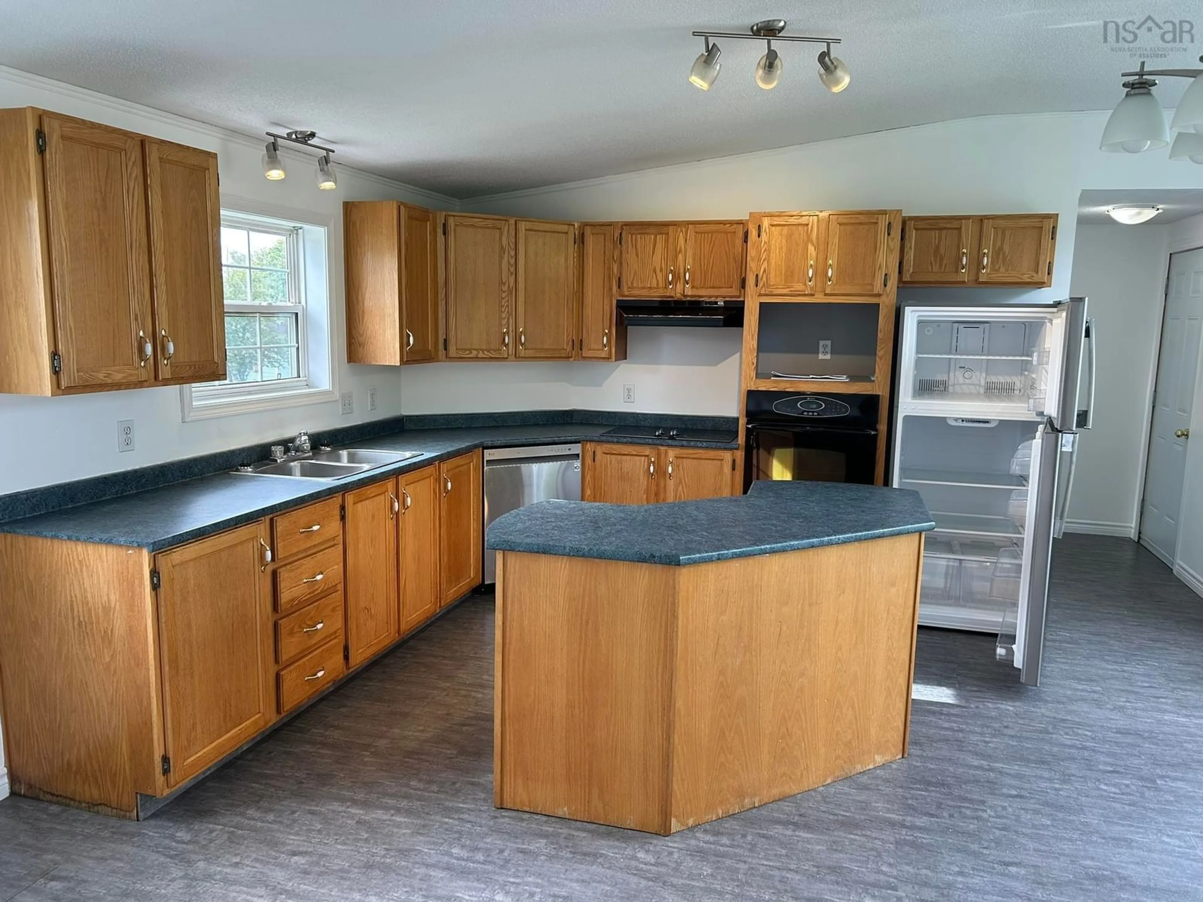 Standard kitchen, unknown for 1075 Waddens Crt, Westville Nova Scotia B0K 2A0