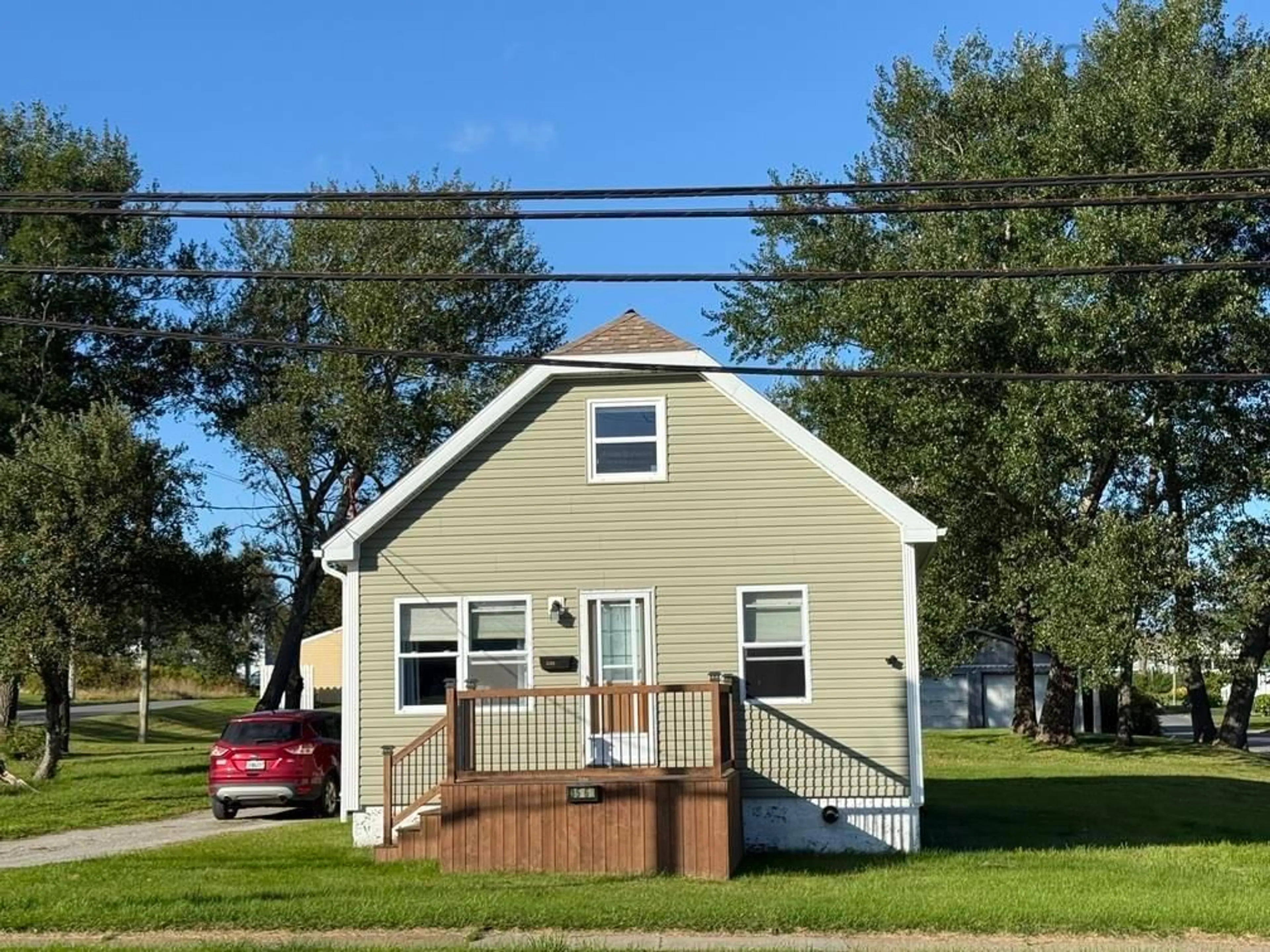 Home with vinyl exterior material, street for 3569 Ellsworth Ave, New Waterford Nova Scotia B1H 2G8