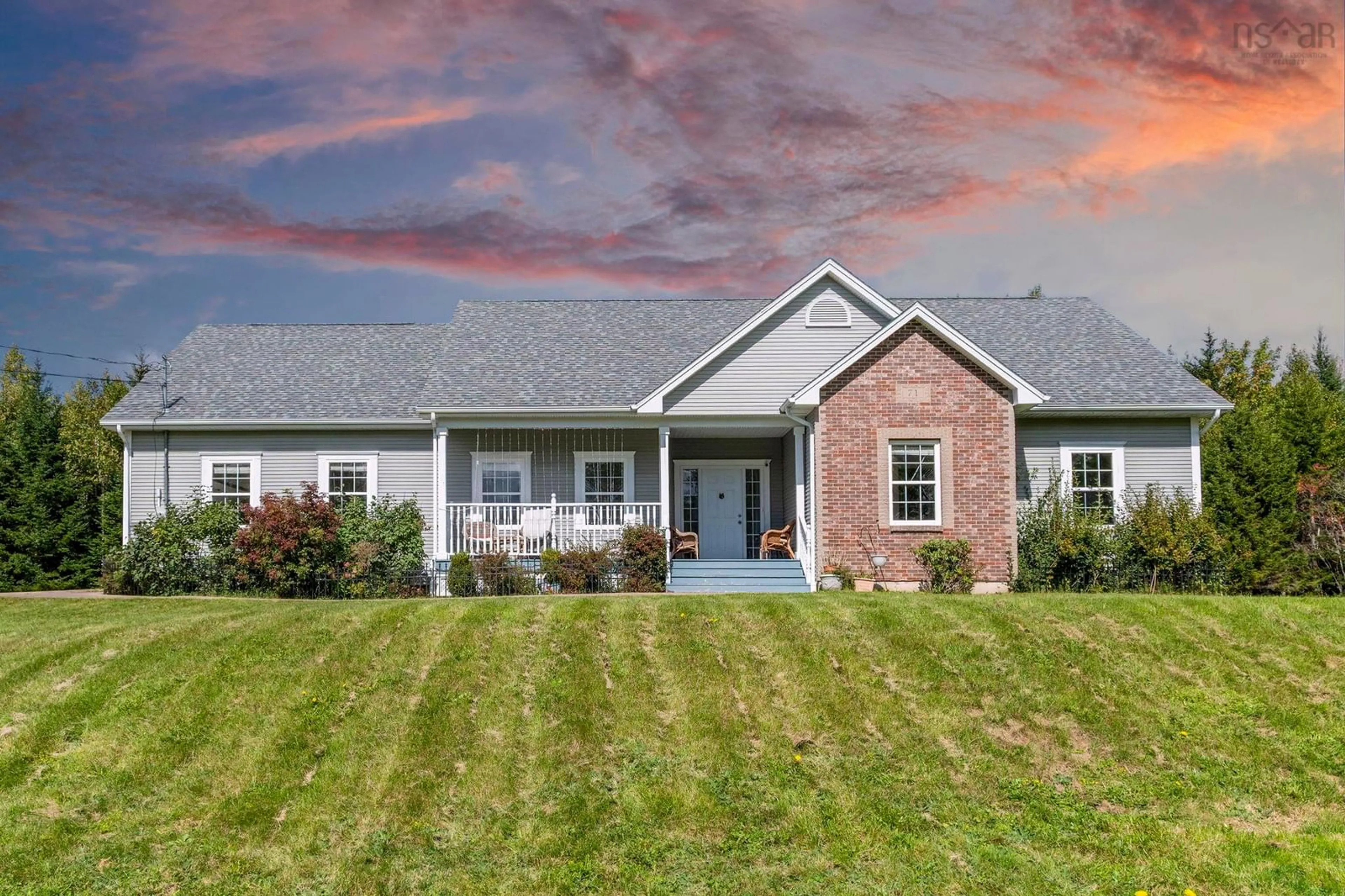 Home with vinyl exterior material, unknown for 71 Valerie Crt, Windsor Junction Nova Scotia B2T 1Y7