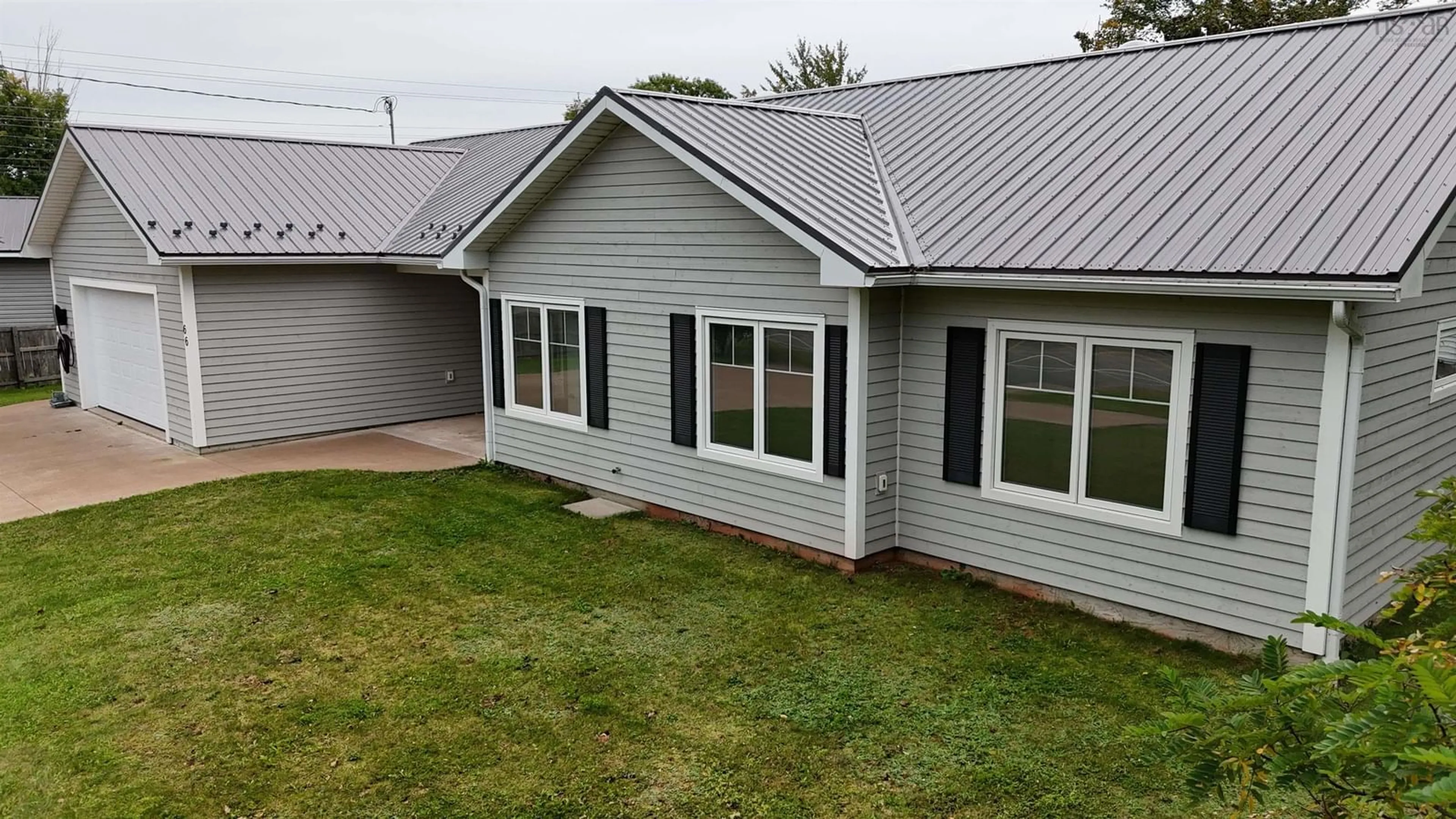 Home with vinyl exterior material, building for 66 Main St, Tatamagouche Nova Scotia B0K 1V0