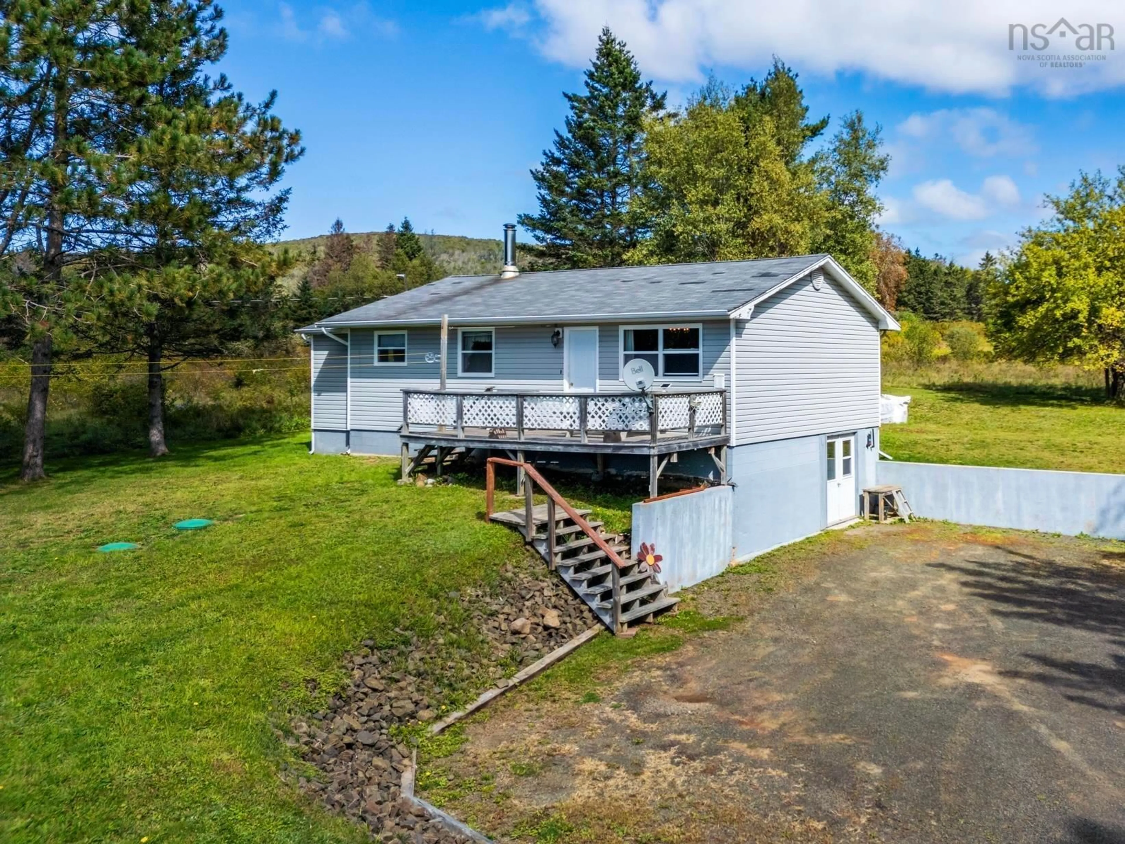 A pic from outside/outdoor area/front of a property/back of a property/a pic from drone, water/lake/river/ocean view for 134 Parker Mountain Rd, Granville Ferry Nova Scotia B0S 1A0