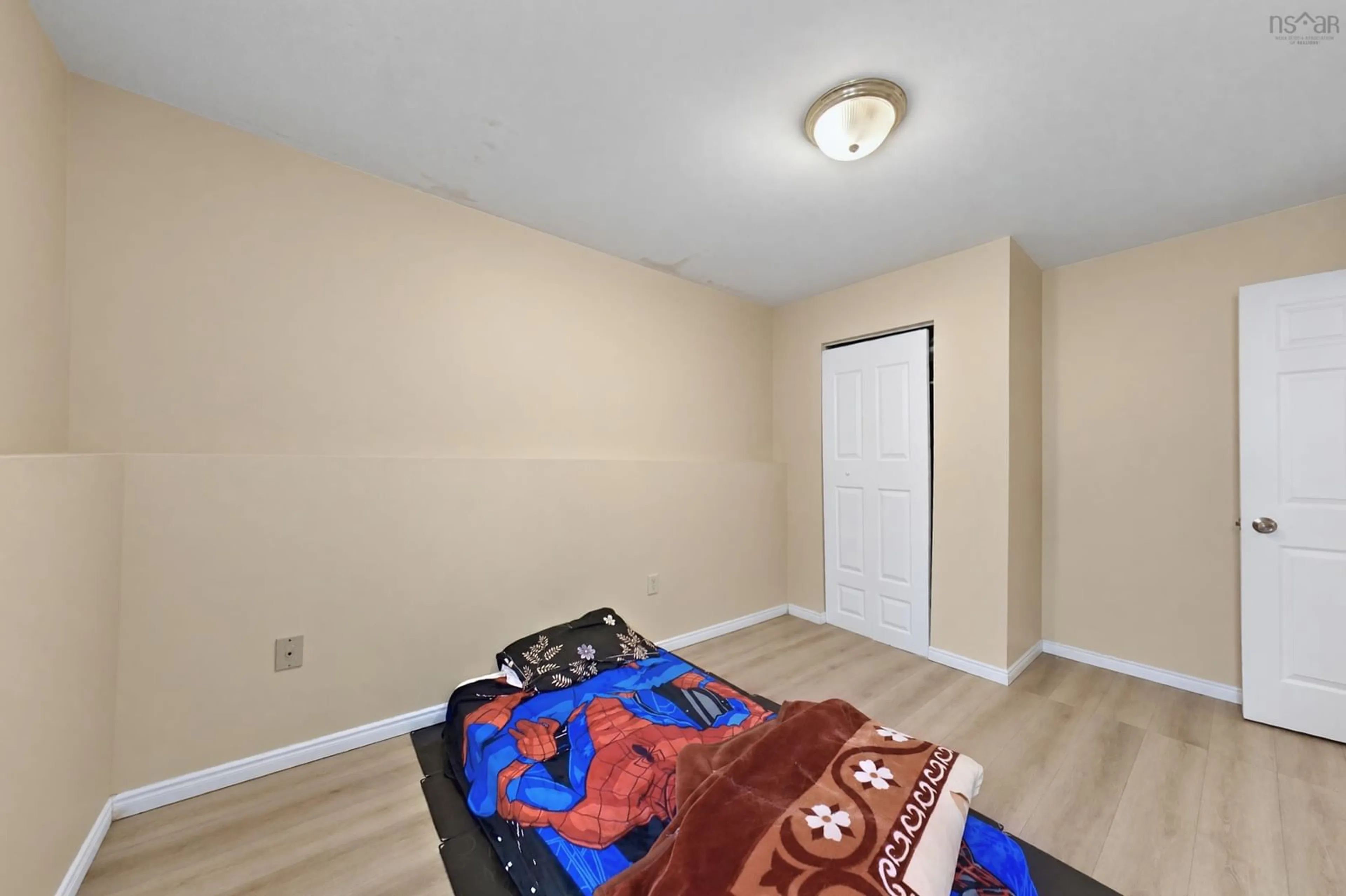A pic of a room for 111 Shrewsbury Rd, Dartmouth Nova Scotia B2V 2R6