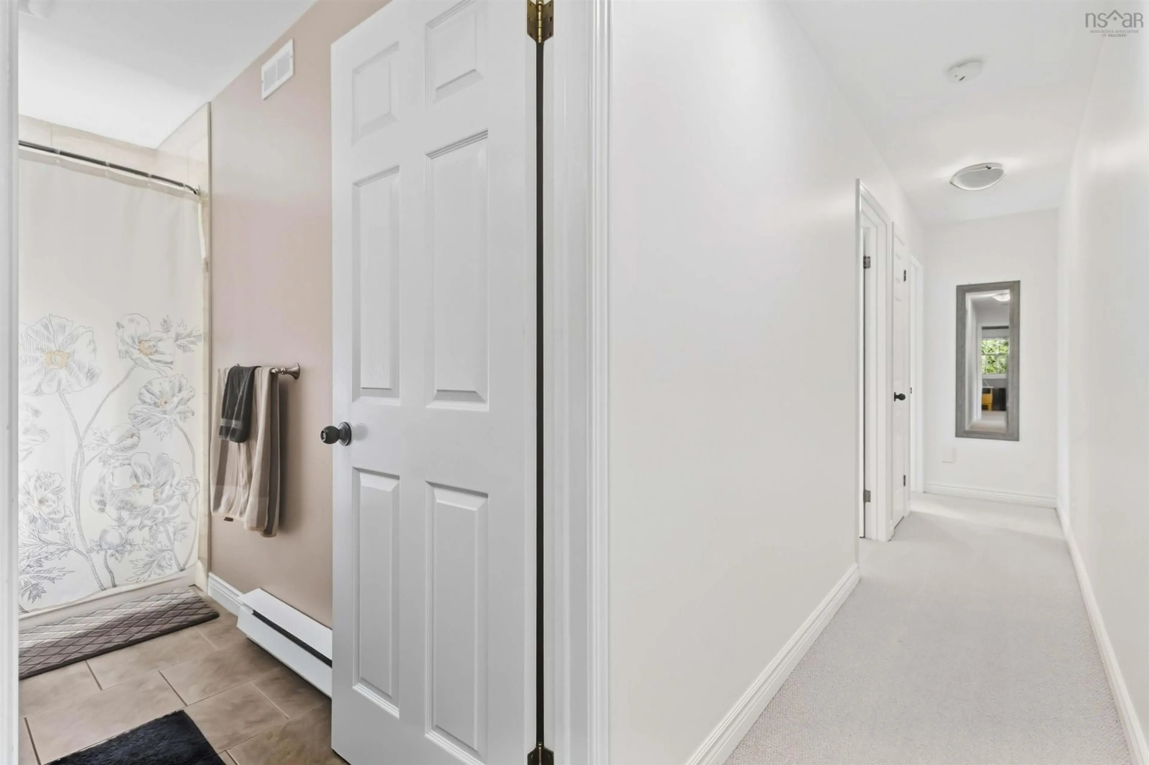 Indoor entryway for 20 Faucheau Lane, Waverley Nova Scotia B2R 1M7