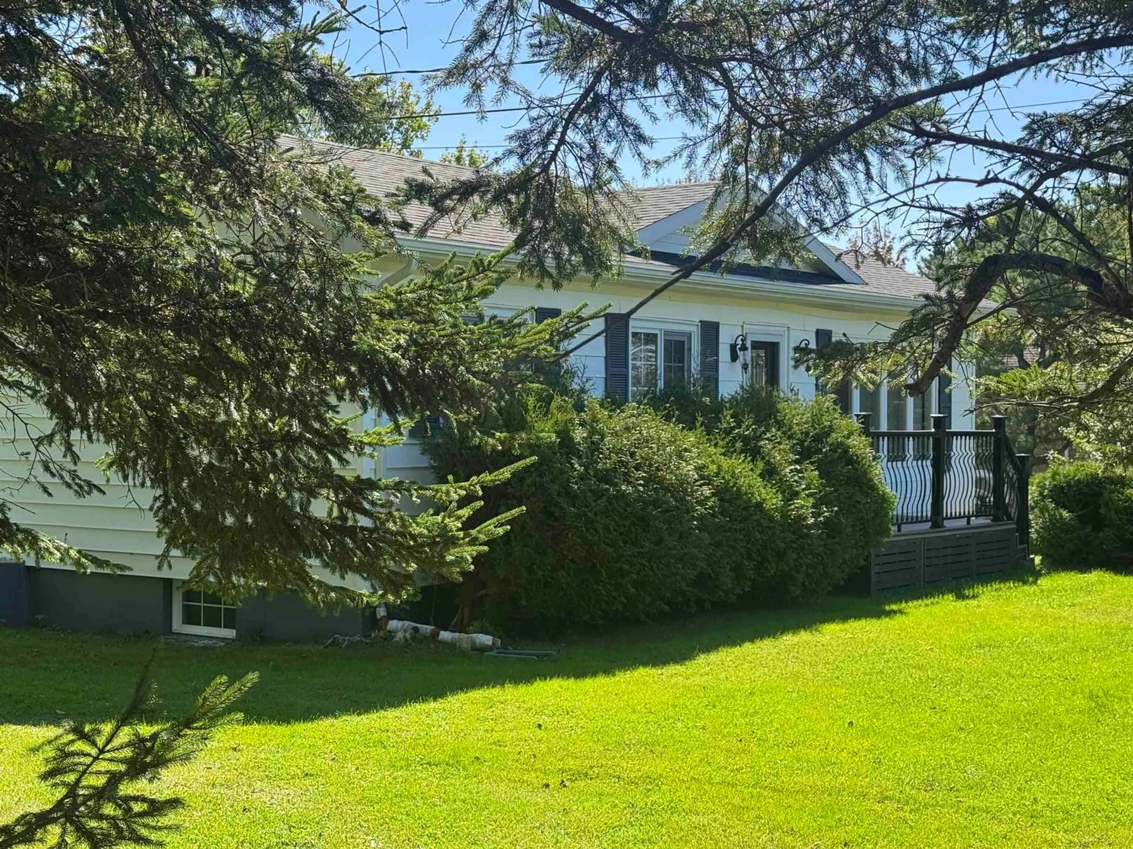 A pic from outside/outdoor area/front of a property/back of a property/a pic from drone, unknown for 864 Alder Point Rd, Alder Point Nova Scotia B1Y 1C2