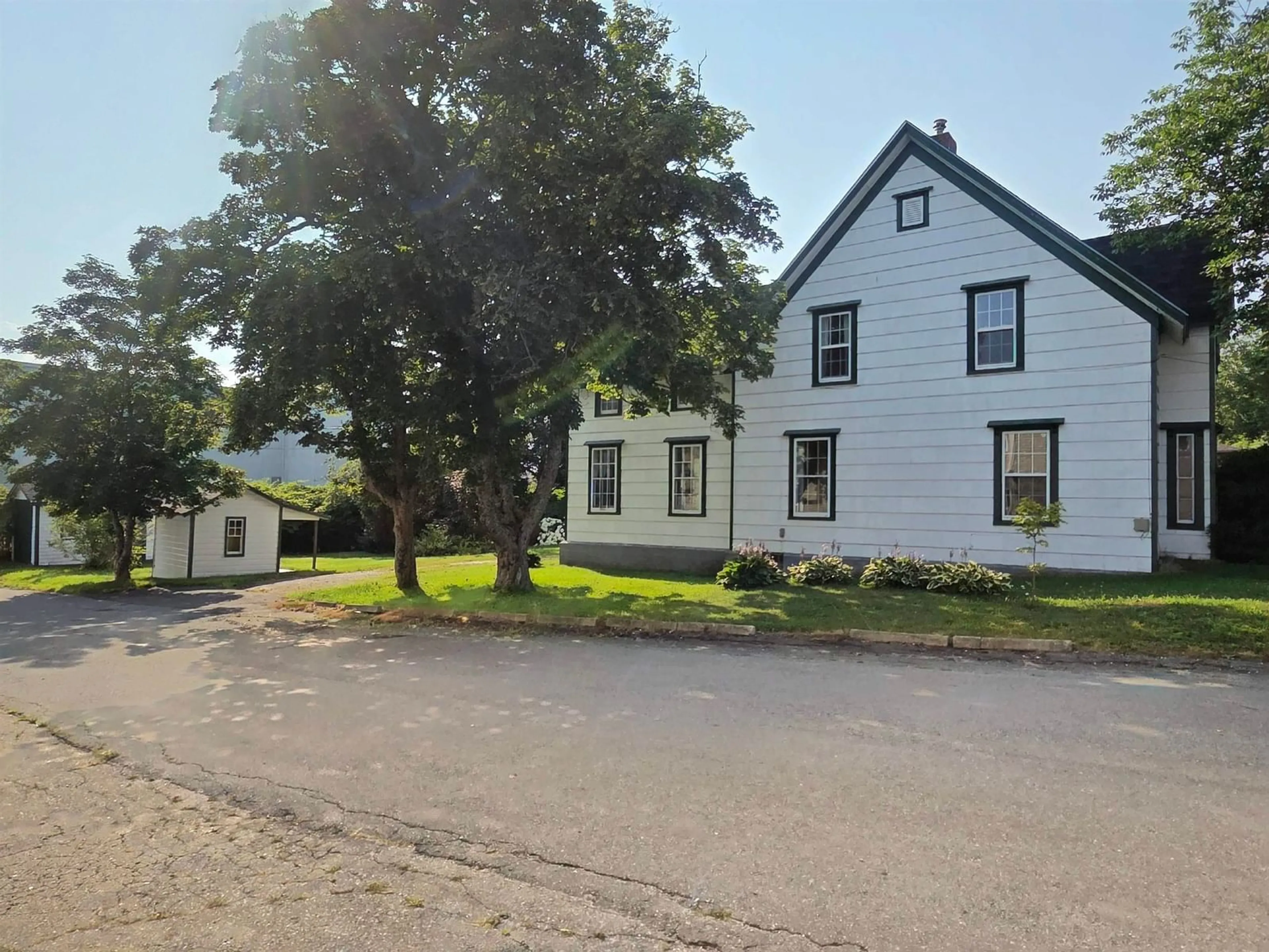 A pic from outside/outdoor area/front of a property/back of a property/a pic from drone, street for 20 North St, Lockeport Nova Scotia B0T 1L0