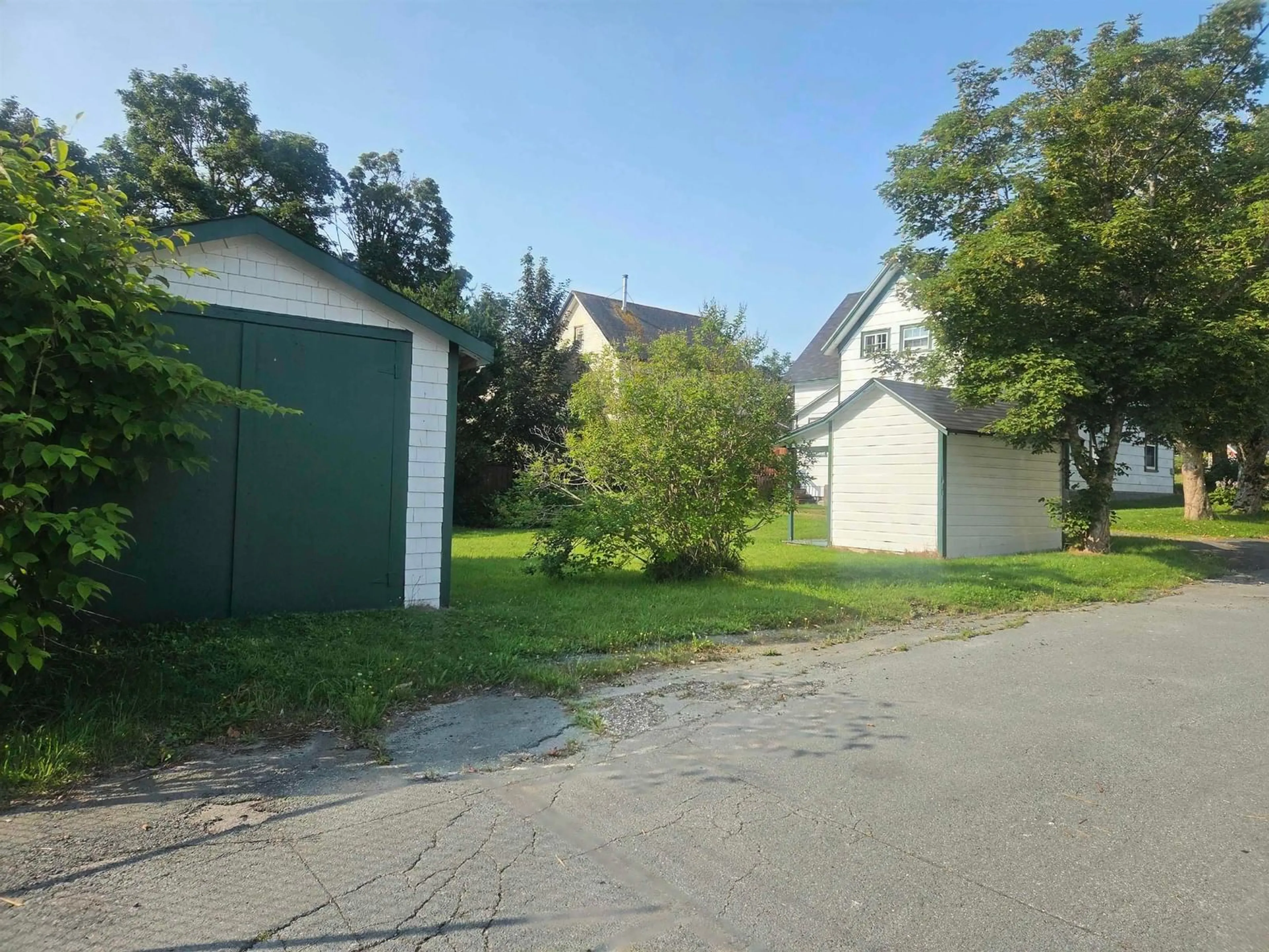 Shed for 20 North St, Lockeport Nova Scotia B0T 1L0