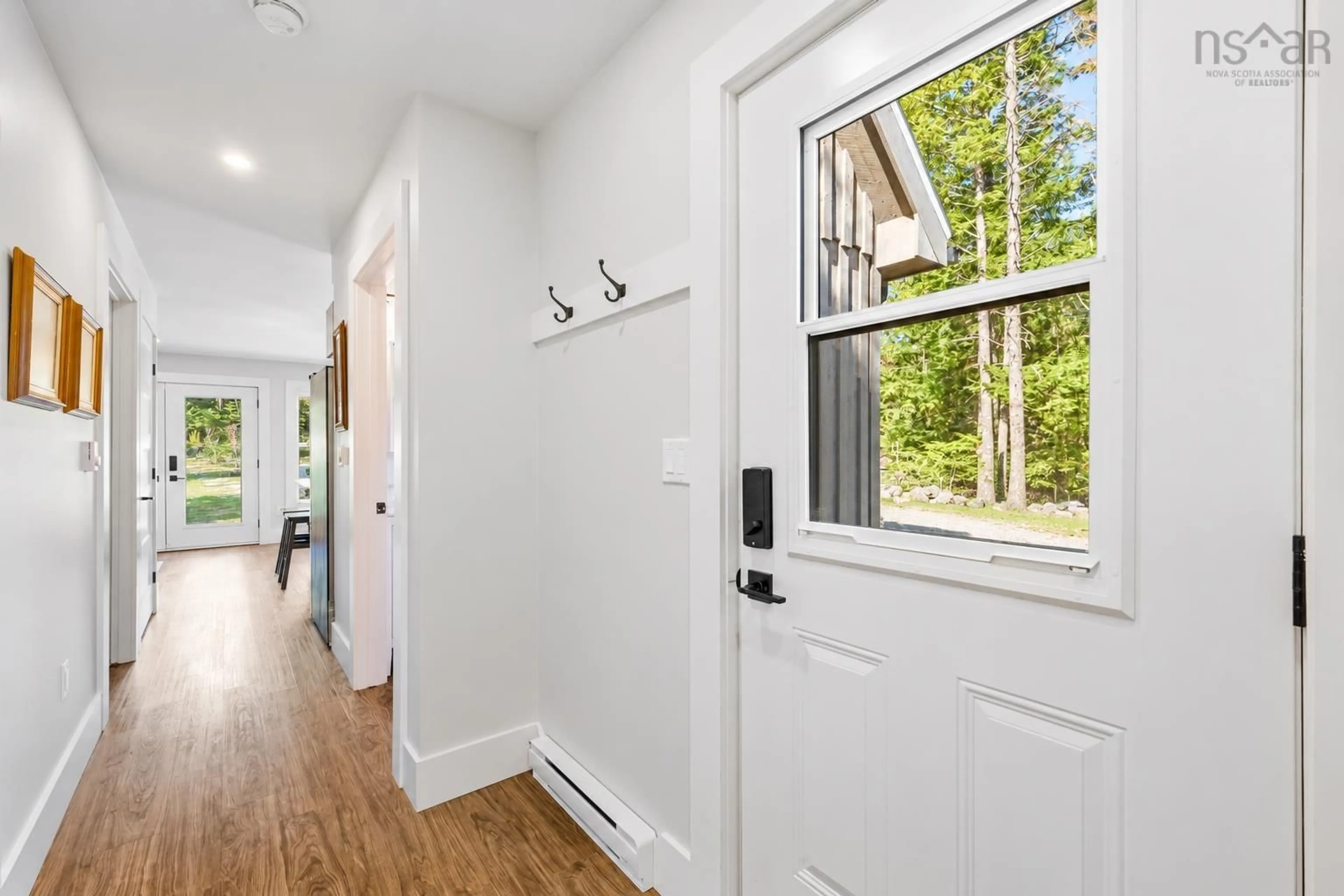 Indoor entryway for 28 Sparrow Lane #90, Vaughan Nova Scotia B0N 2T0