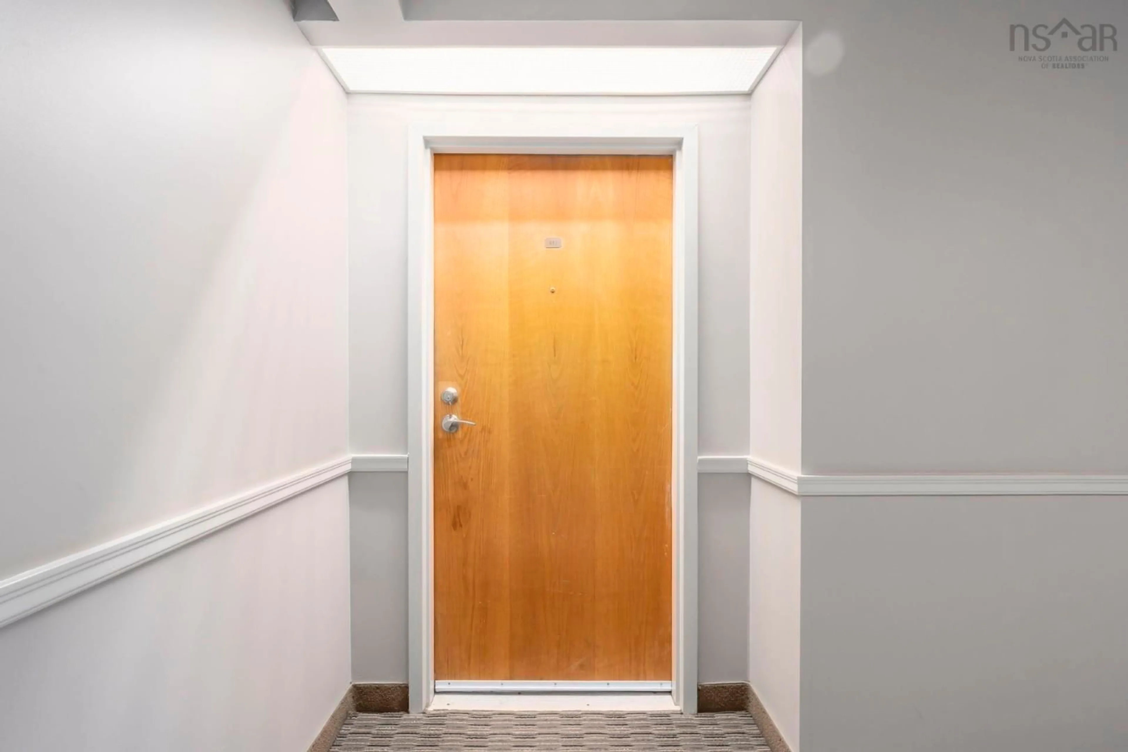 Indoor foyer for 96 Moirs Mill Rd #413, Bedford Nova Scotia B4A 3Y2