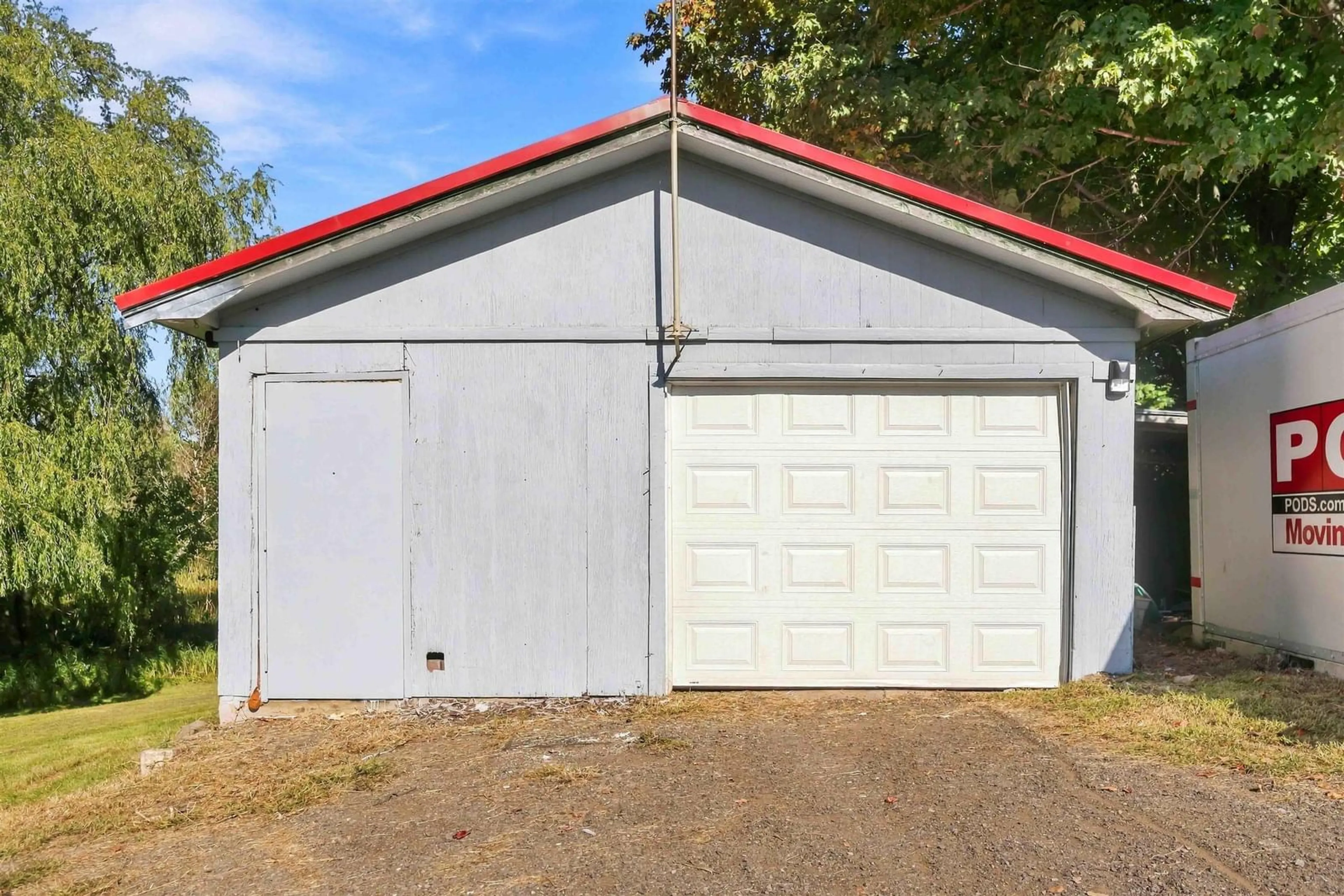 Indoor garage for 9677 221 Hwy, Canning Nova Scotia B0S 1P0