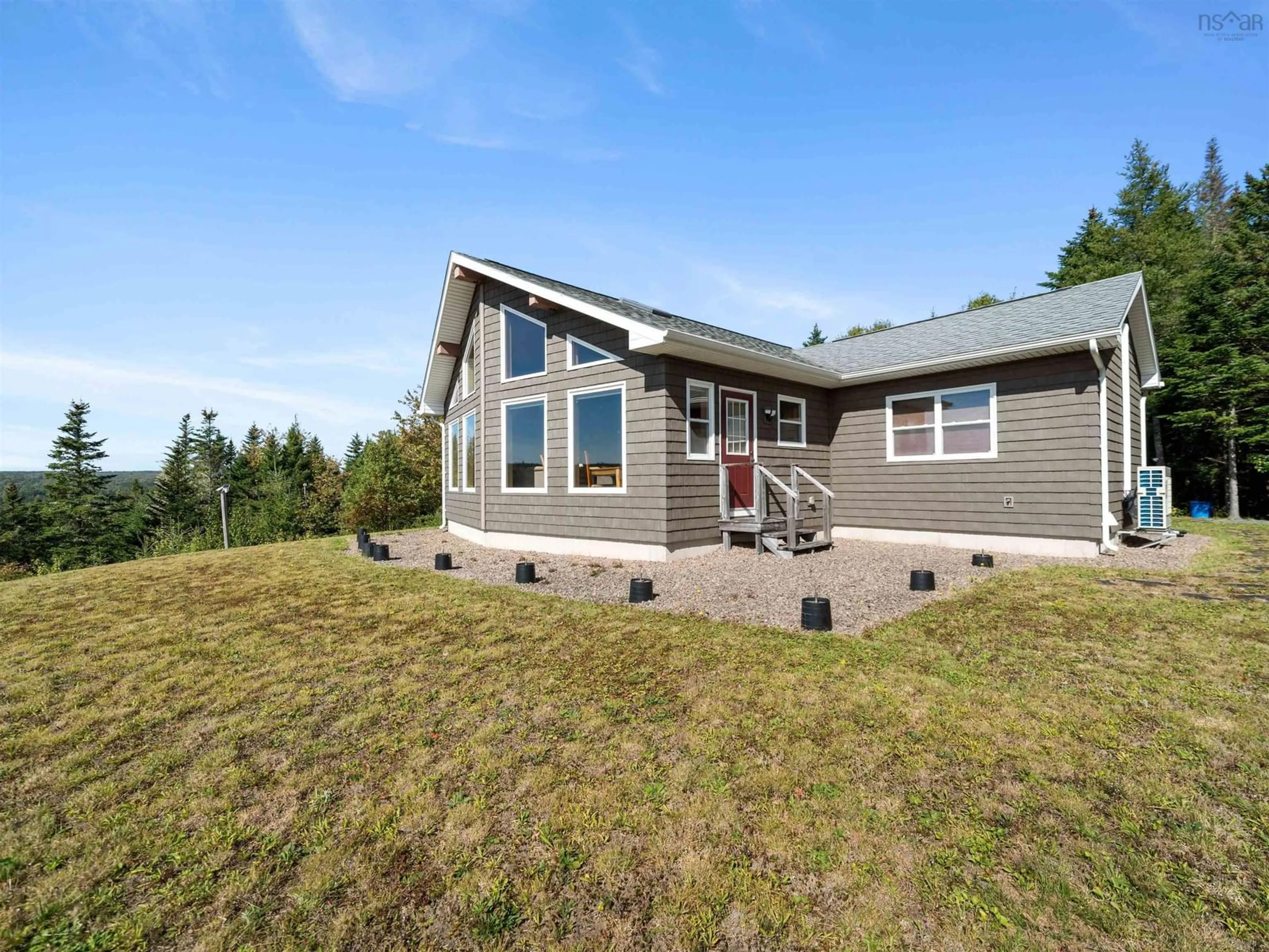 Home with vinyl exterior material, building for 9848 Highway 7 Hwy, Stillwater Nova Scotia B0H 1E0