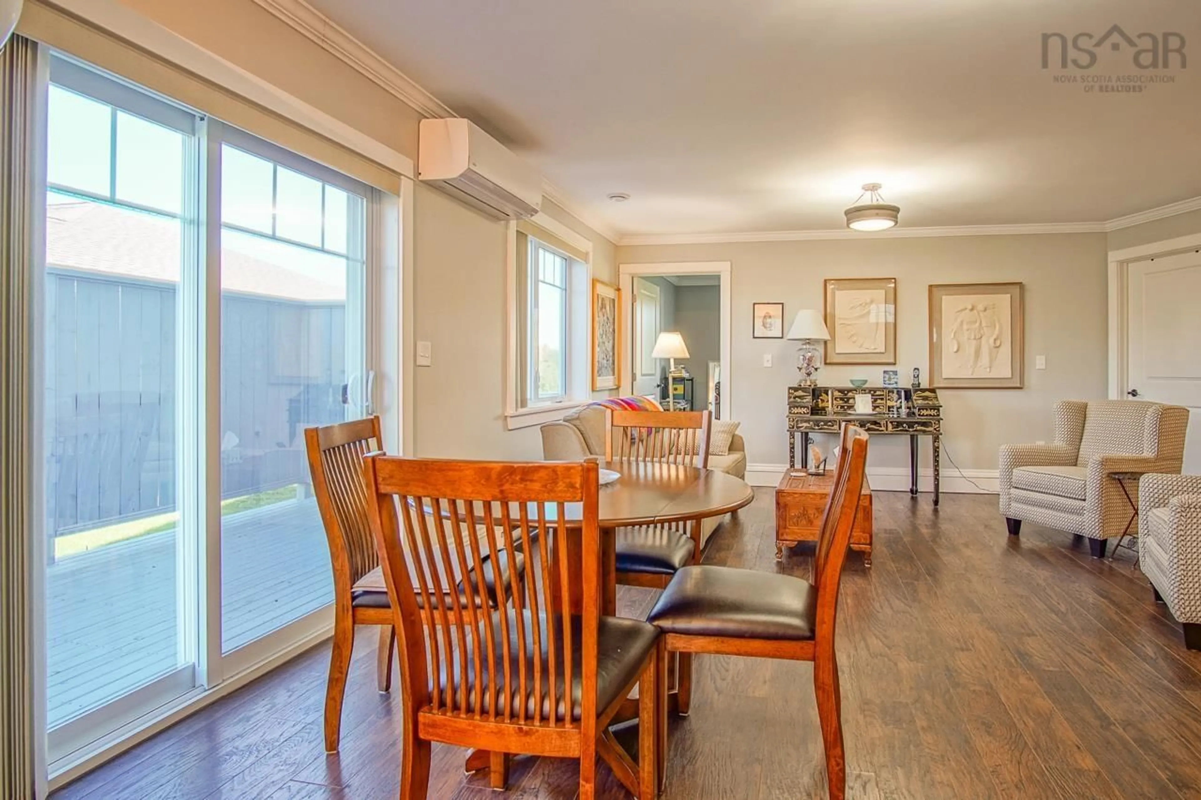 Dining room, wood/laminate floor for 4 Little Fox Crt, Kentville Nova Scotia B4N 5R3