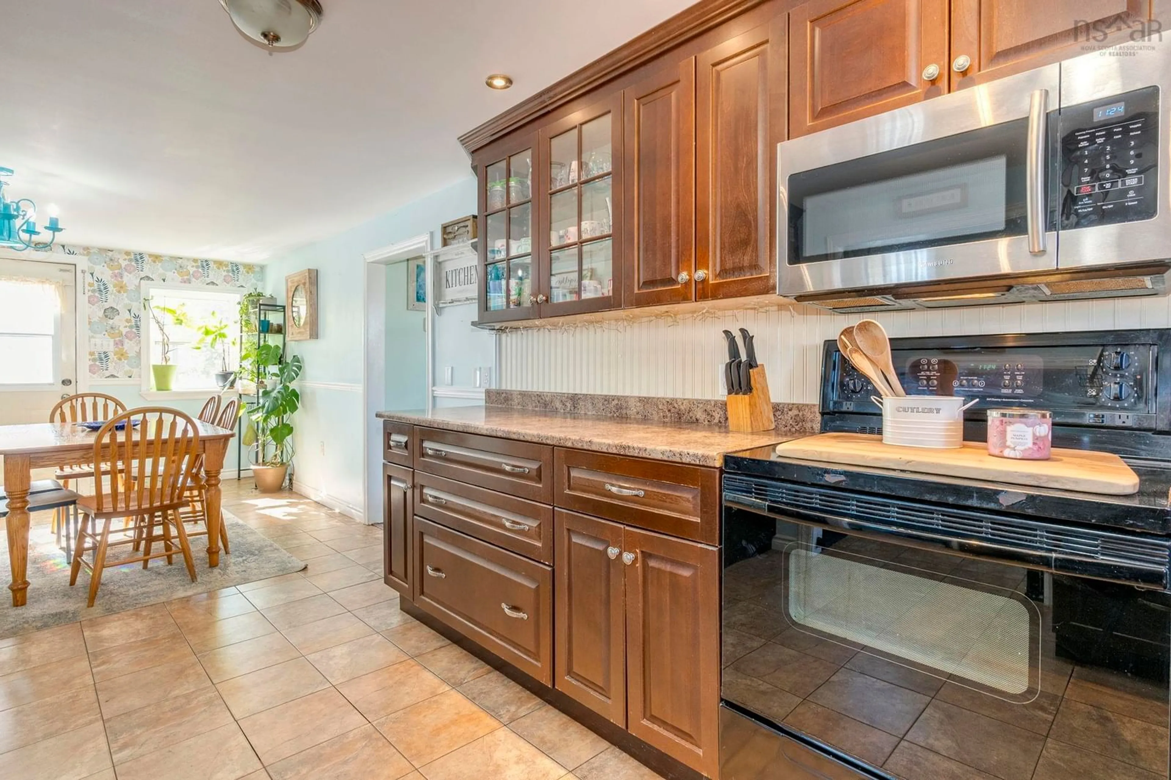 Open concept kitchen, ceramic/tile floor for 400 Pictou Rd, Bible Hill Nova Scotia B2N 2T7