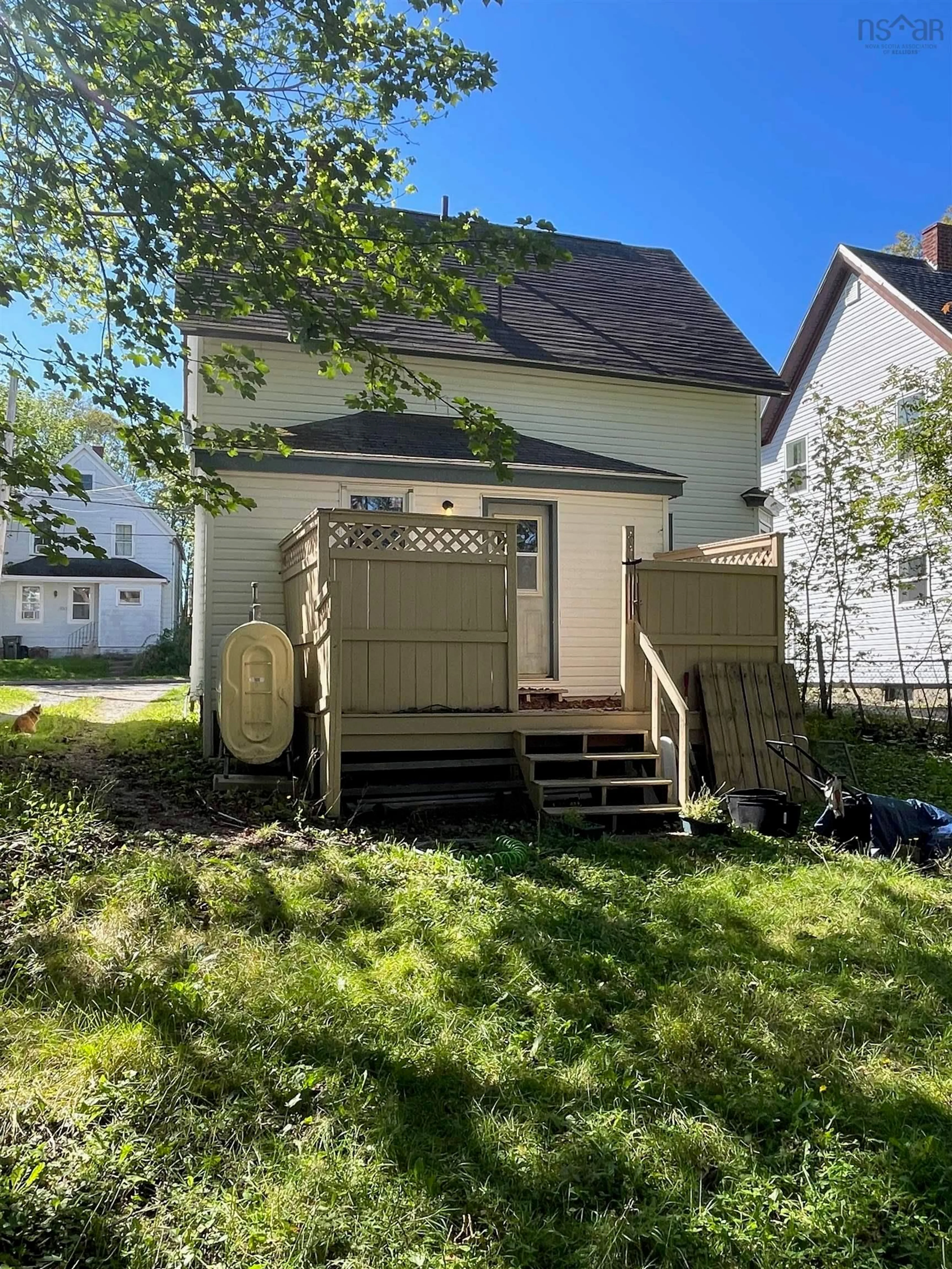 Unknown for 447 Bentinck Street, Sydney Nova Scotia B1S 2Y8
