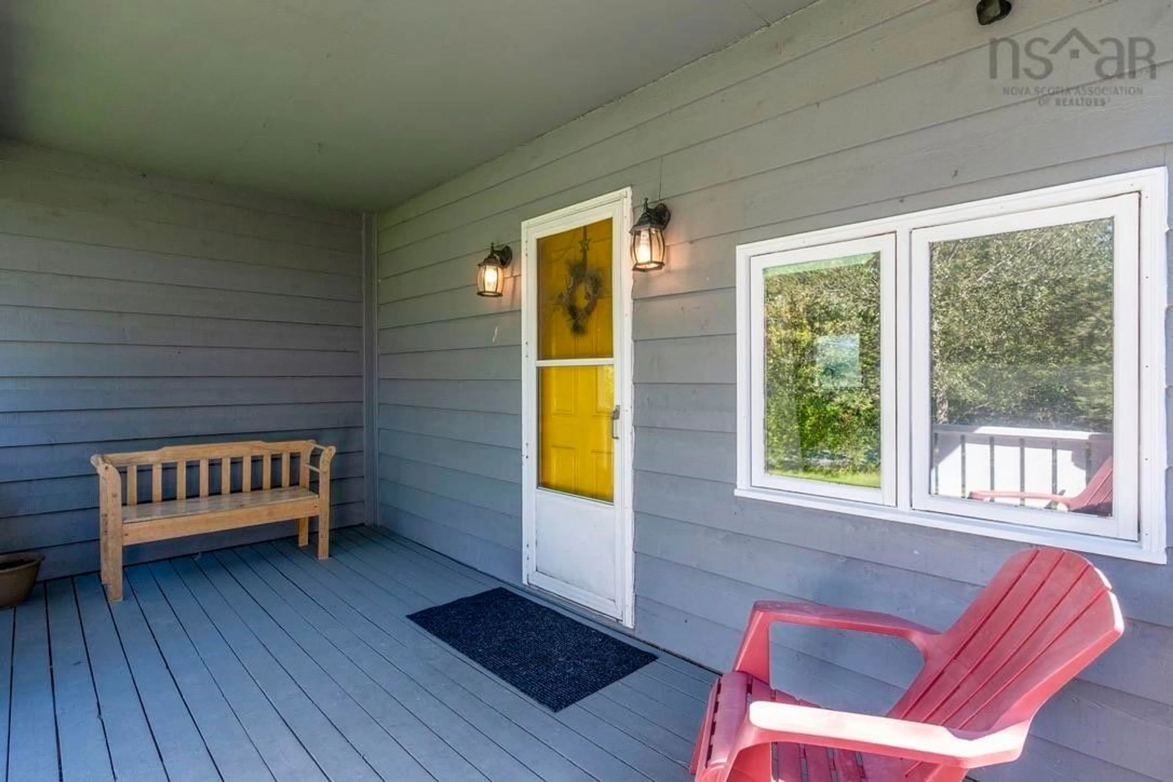Indoor entryway for 38 Post Rd, Chezzetcook Nova Scotia B0J 1N0
