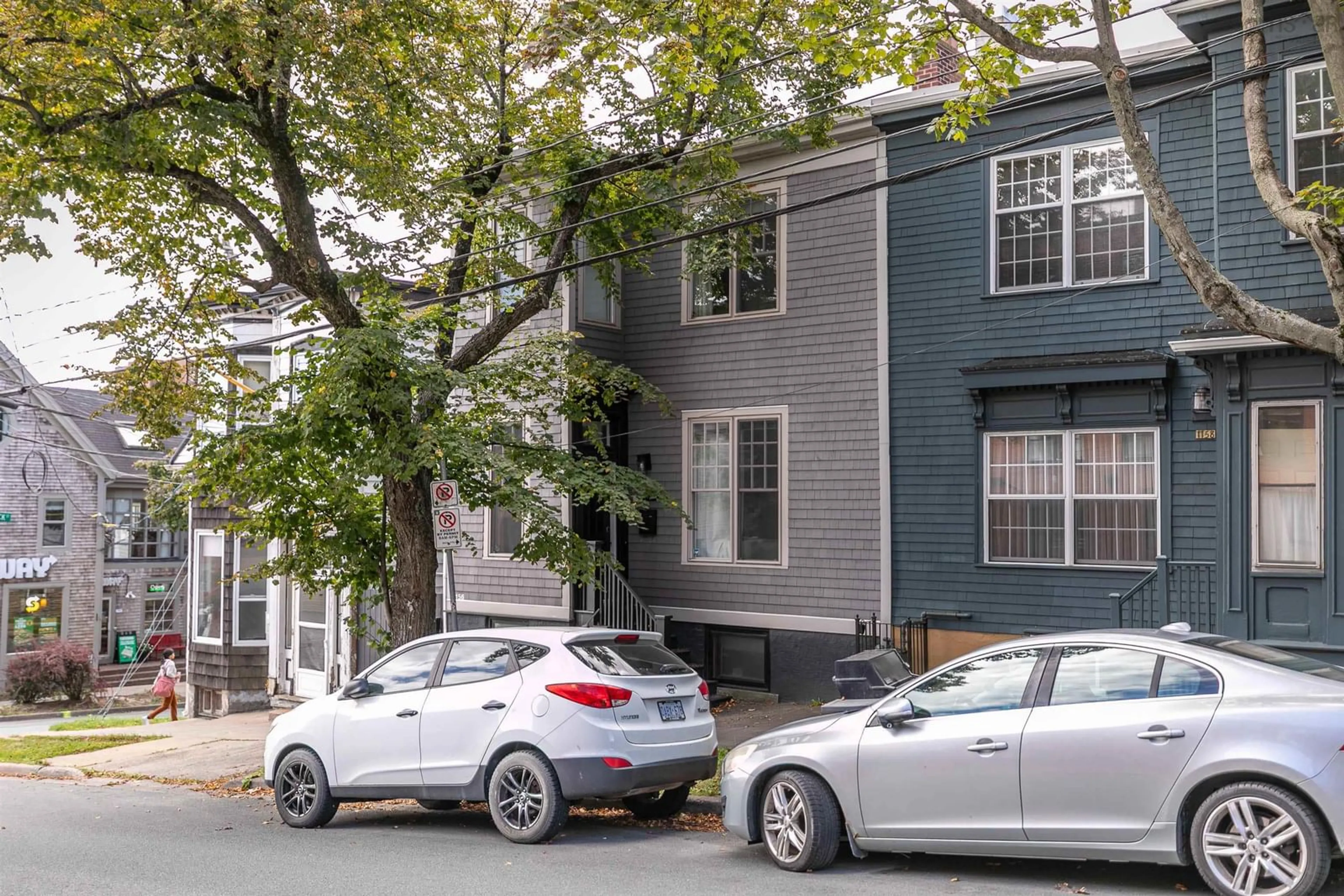 Unknown for 1154-1156 Queen St, Halifax Nova Scotia B3H 2S3