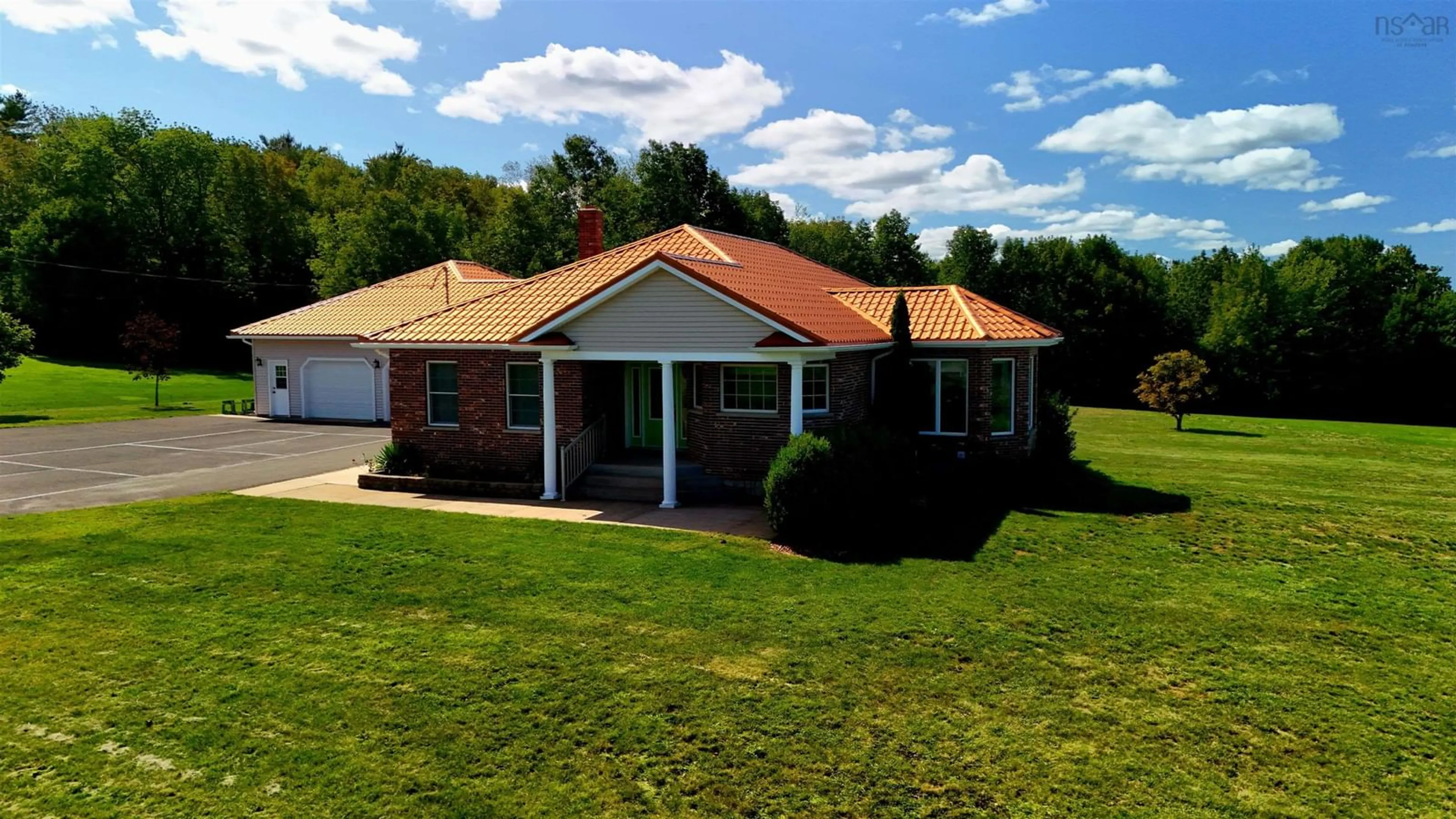 A pic from outside/outdoor area/front of a property/back of a property/a pic from drone, building for 1153 Lockhart Mountain Rd, Coldbrook Nova Scotia B4R 1C1