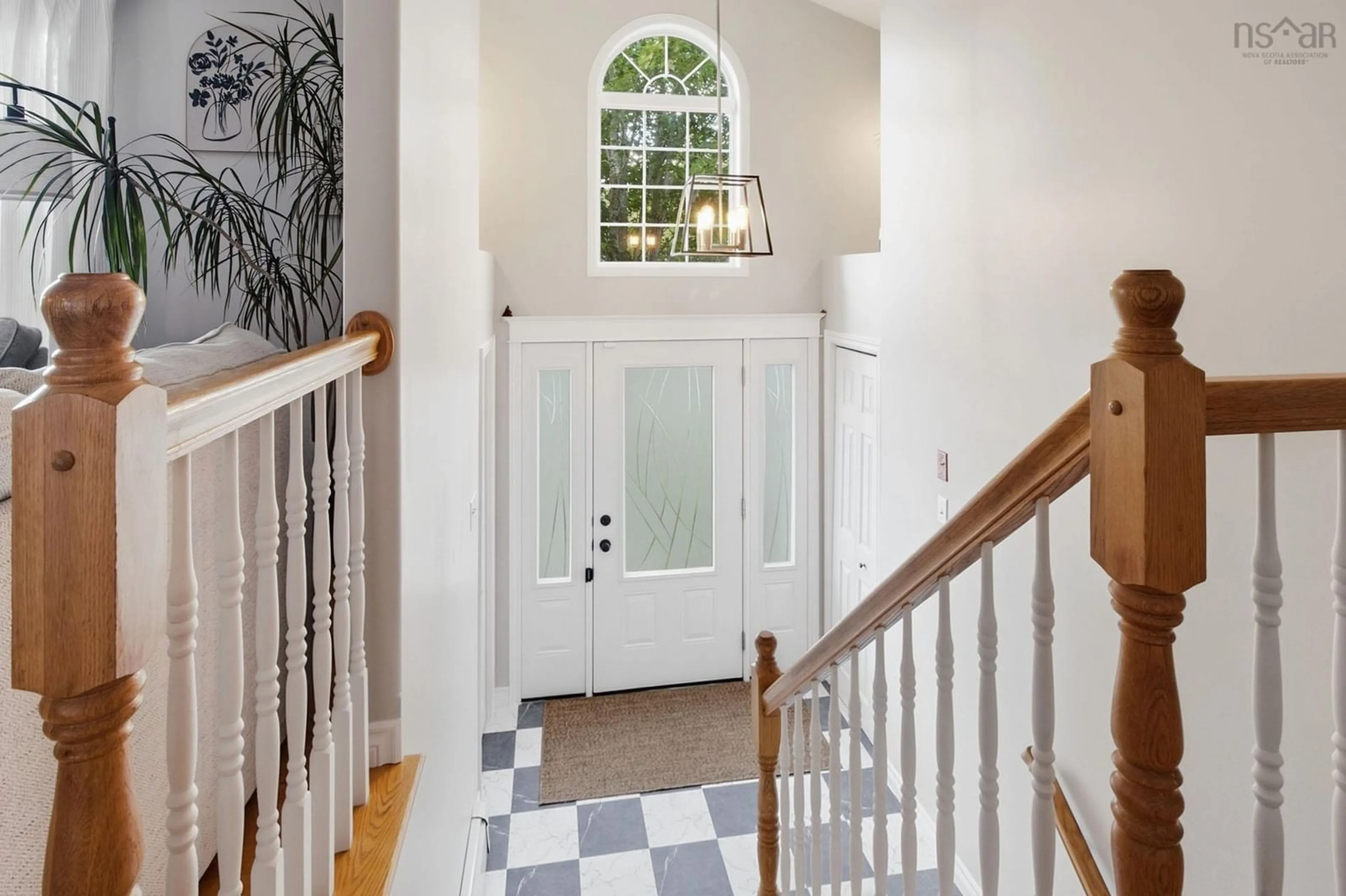 Indoor entryway for 4 Alder Cres, Lantz Nova Scotia B2S 1Y3