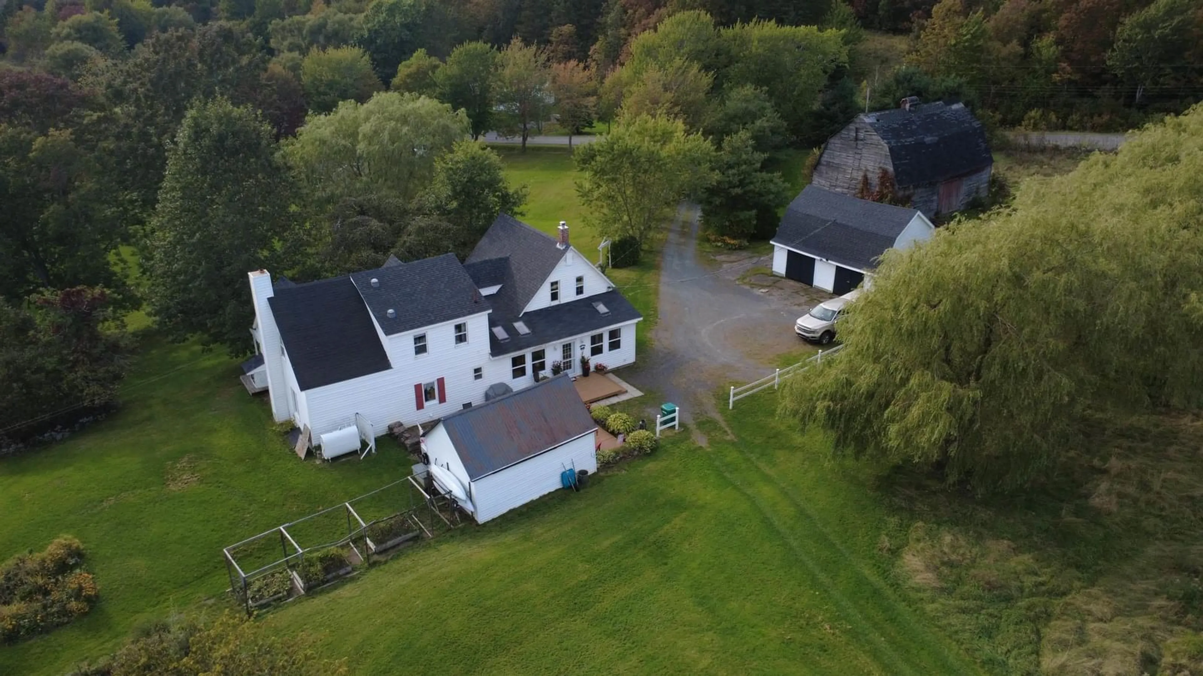 A pic from outside/outdoor area/front of a property/back of a property/a pic from drone, street for 28 Woodburn Rd, Pine Tree Nova Scotia B2H 5C4