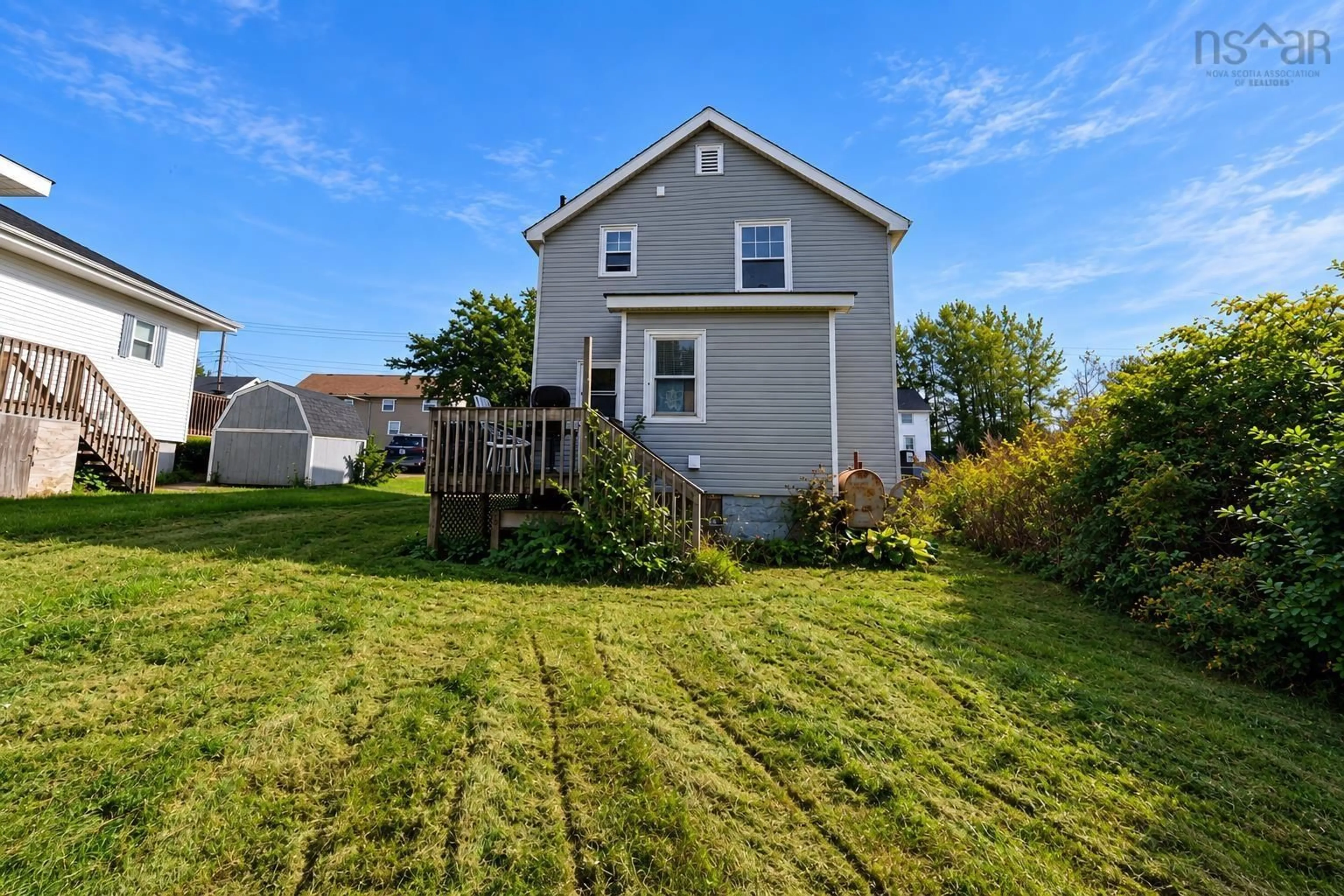 A pic from outside/outdoor area/front of a property/back of a property/a pic from drone, unknown for 49 Richmond St, Sydney Nova Scotia B1P 2V1