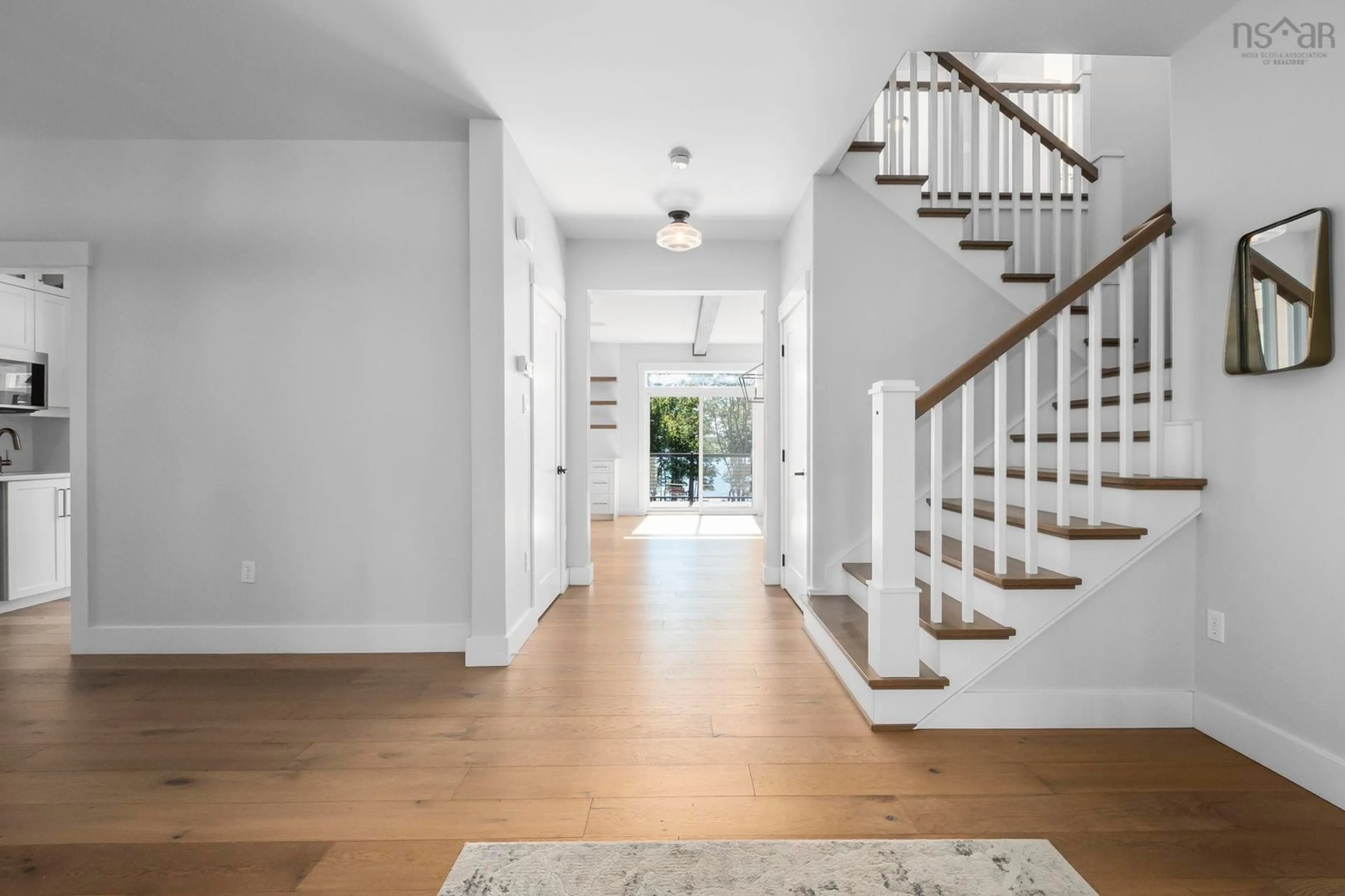 Indoor entryway for 460 Mccabe Lake Dr, Middle Sackville Nova Scotia B4E 0N6