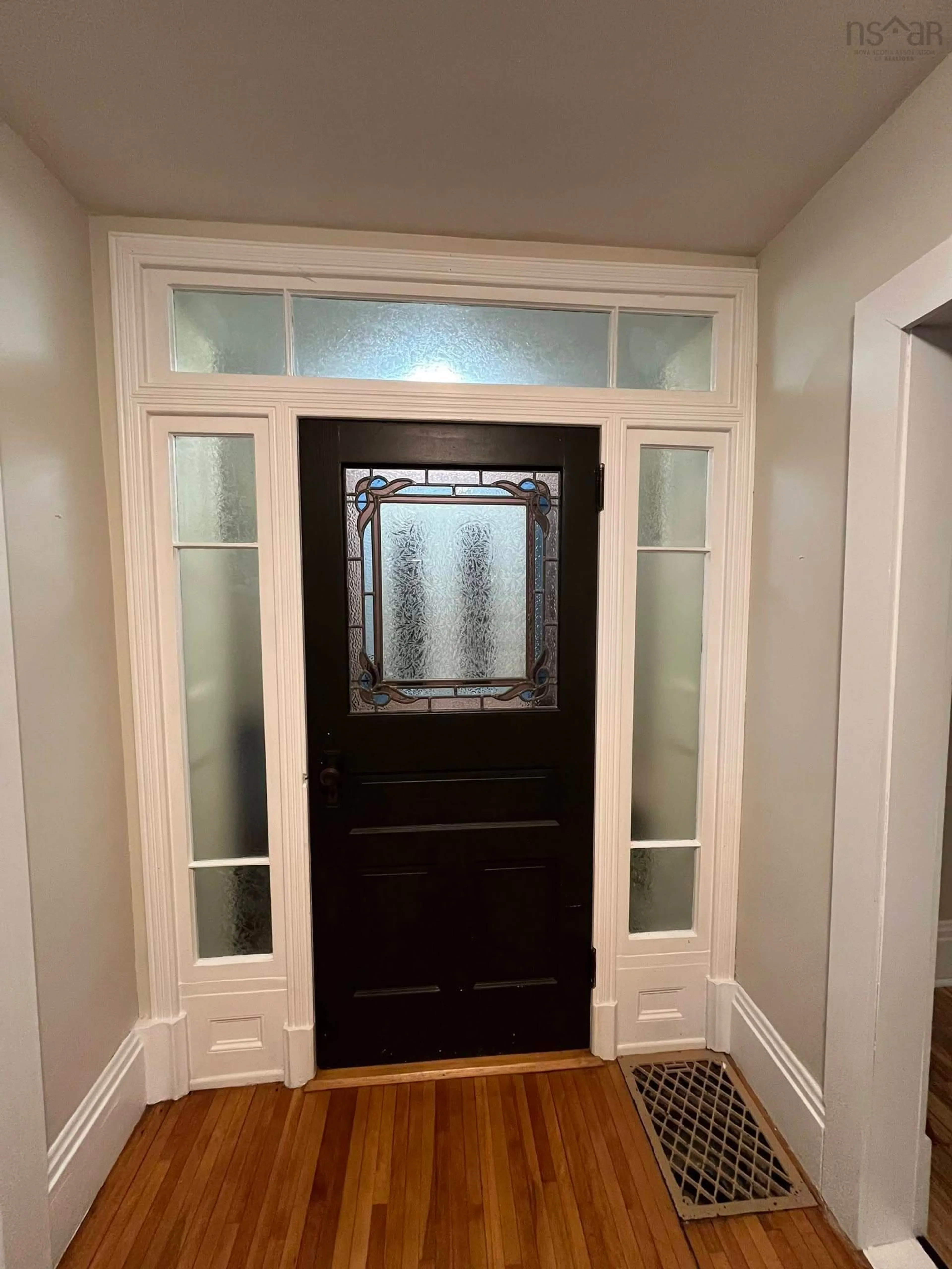 Indoor entryway for 124 Young St, Truro Nova Scotia B2N 4V9