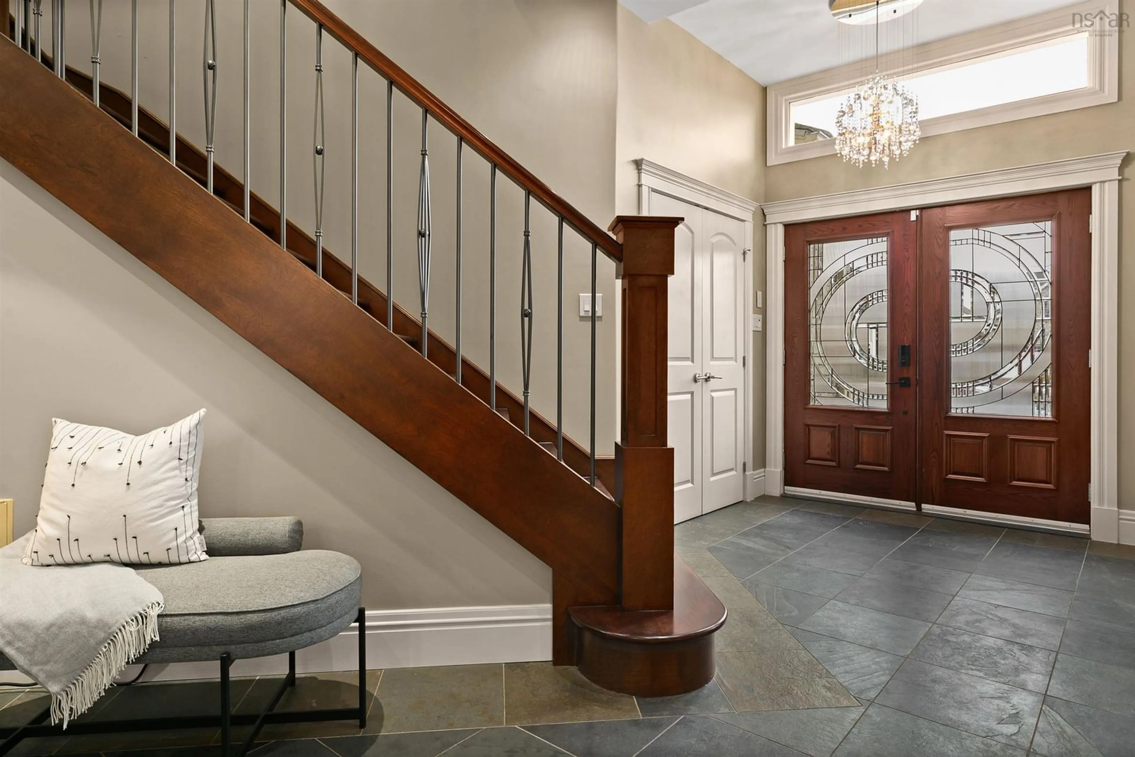 Indoor foyer for 82 Helmsman Crt, Halifax Nova Scotia B3M 0B1
