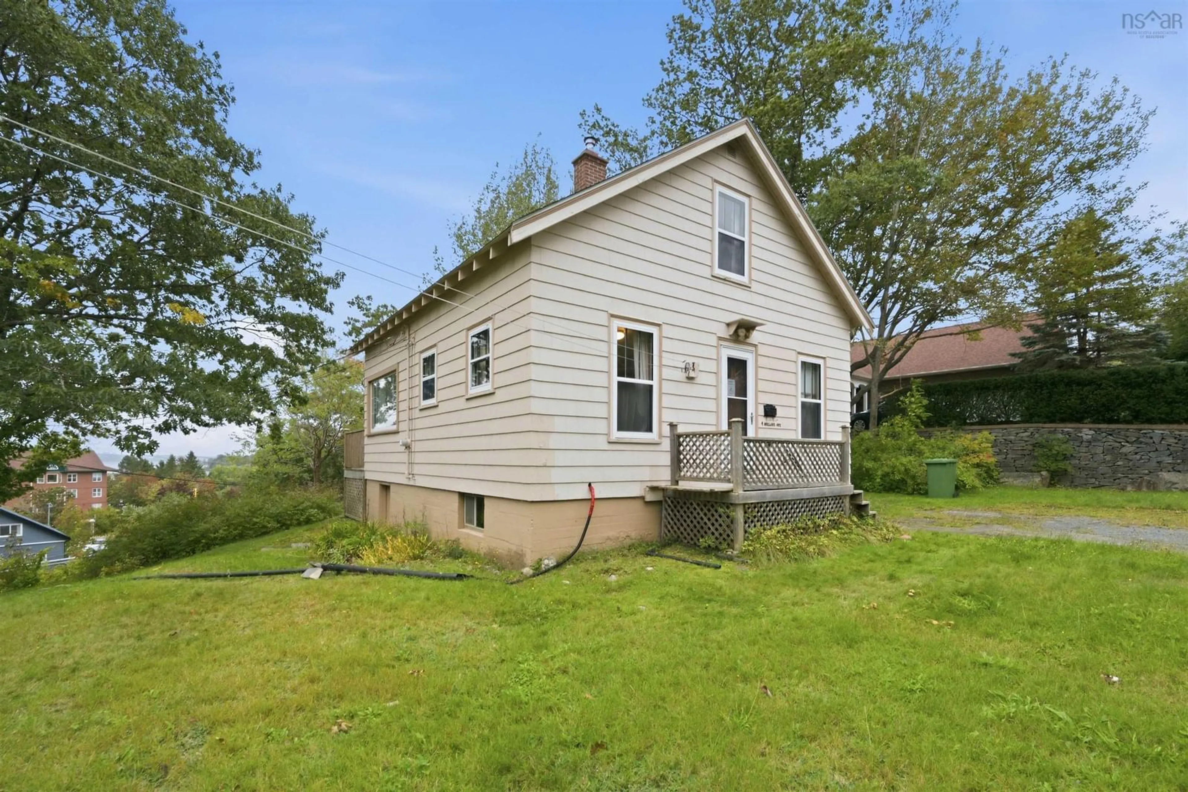 Unknown for 4 Holland Ave, Bedford Nova Scotia B4A 1L4