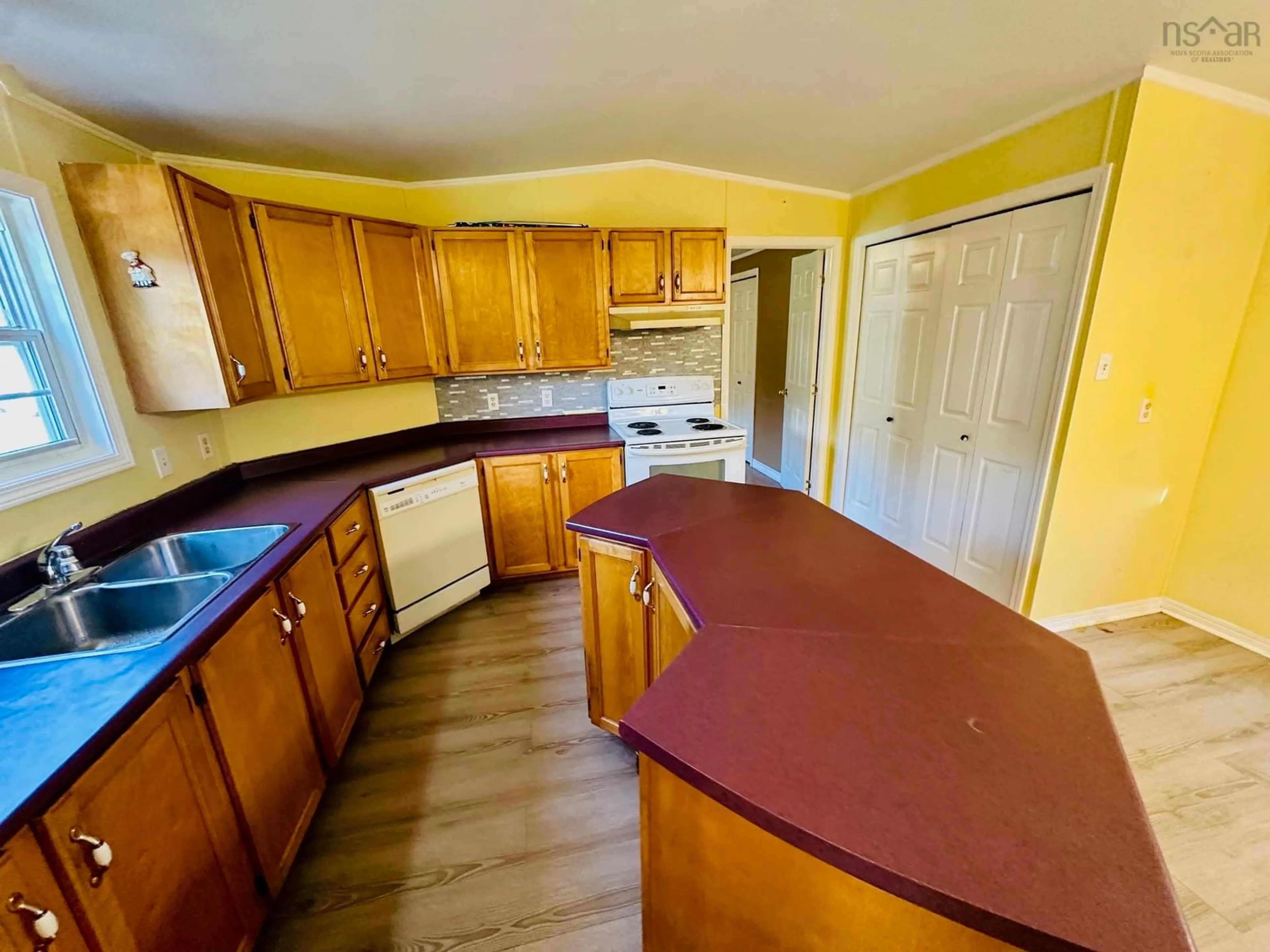 Standard kitchen, unknown for Brian St., East Preston, Ns #97, East Preston Nova Scotia B2Z 1H3