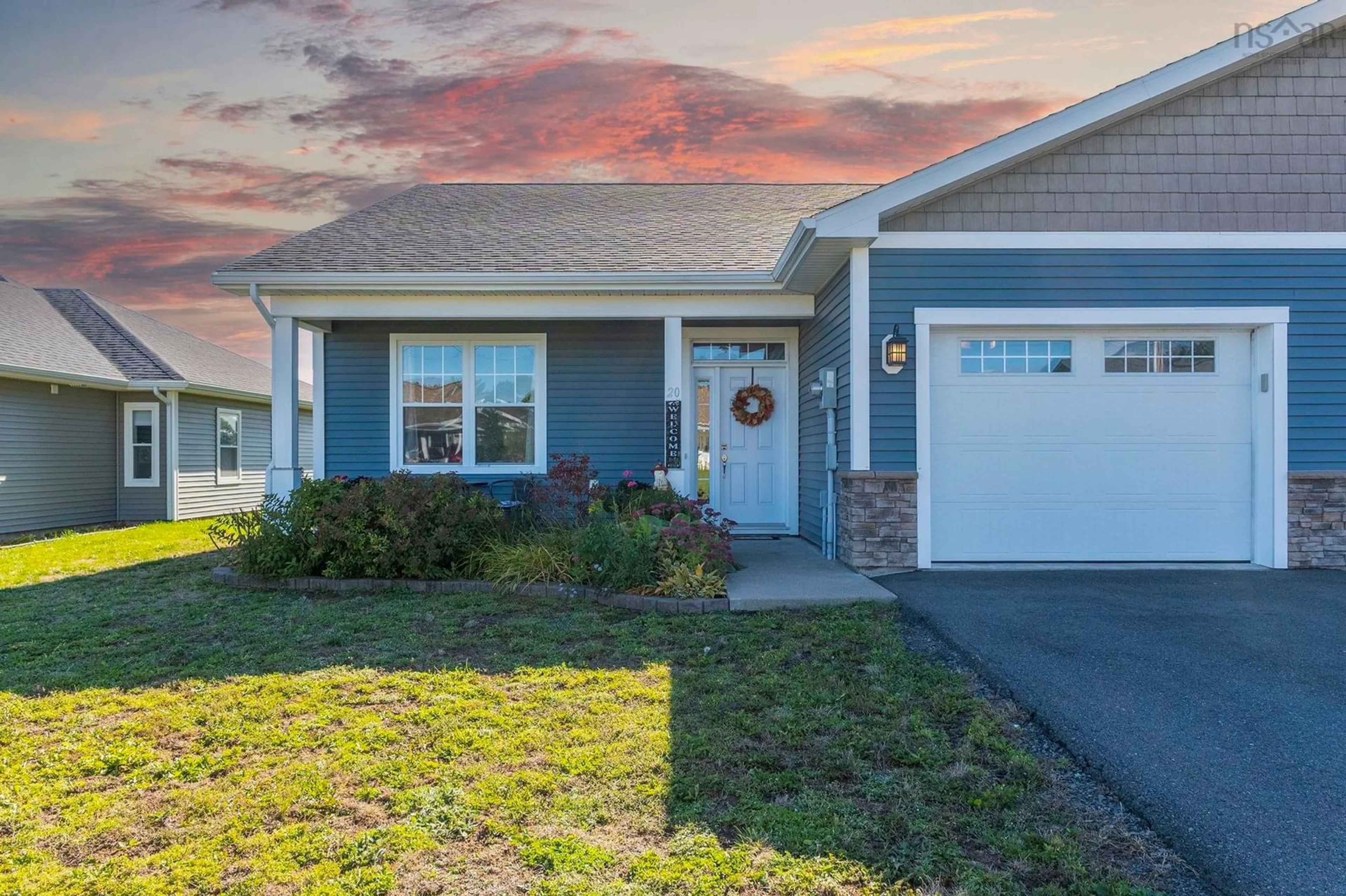 Home with vinyl exterior material, street for 20 Mackinnnon Crt, Kentville Nova Scotia B4N 5L7