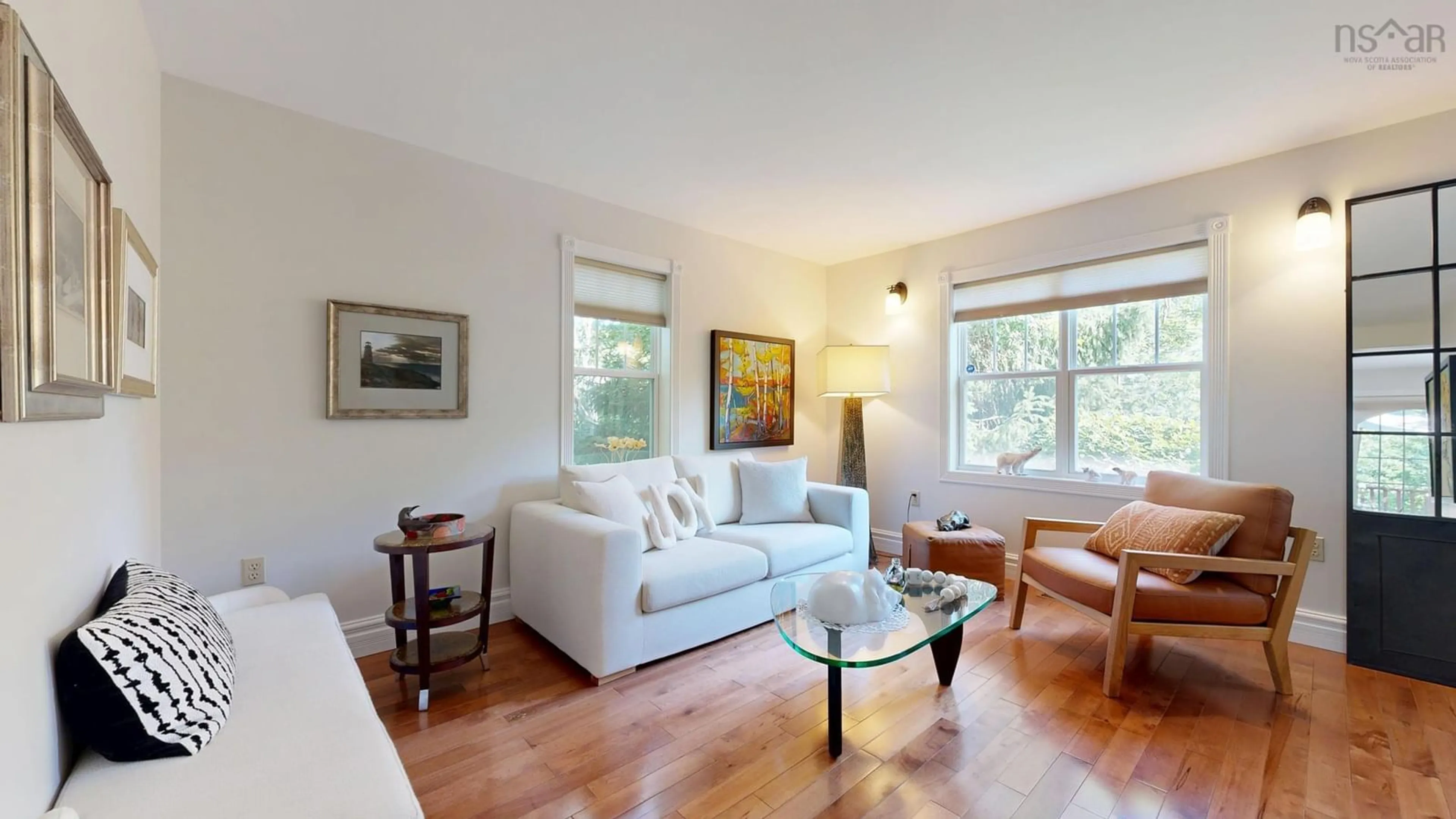 Living room with furniture, wood/laminate floor for 48 Pond St, Mahone Bay Nova Scotia B0J 2E0