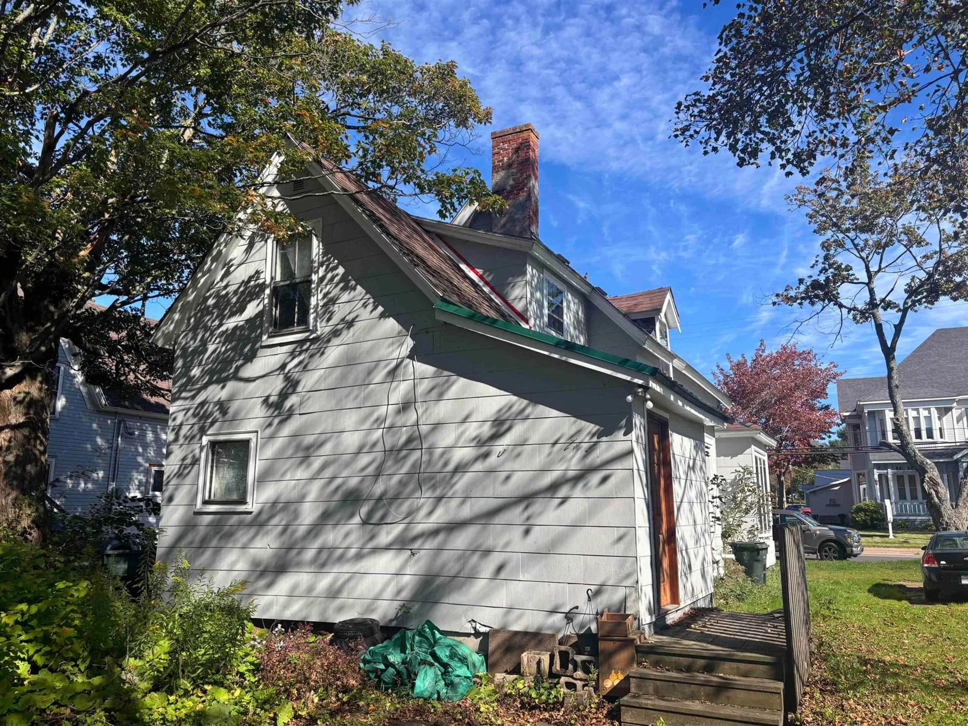 Home with vinyl exterior material, street for 93 Church St, Amherst Nova Scotia B4H 3B3