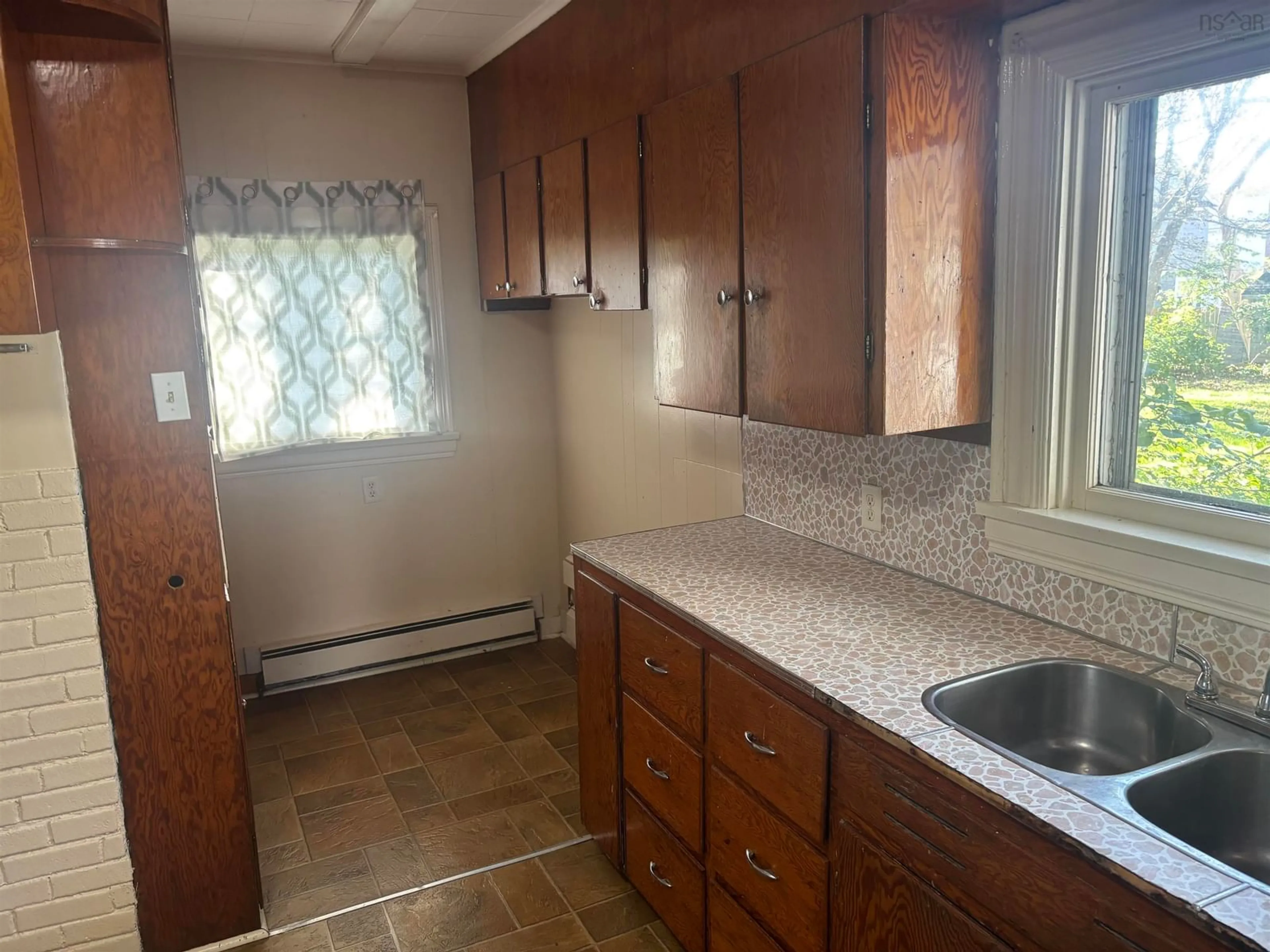 Standard kitchen, unknown for 93 Church St, Amherst Nova Scotia B4H 3B3