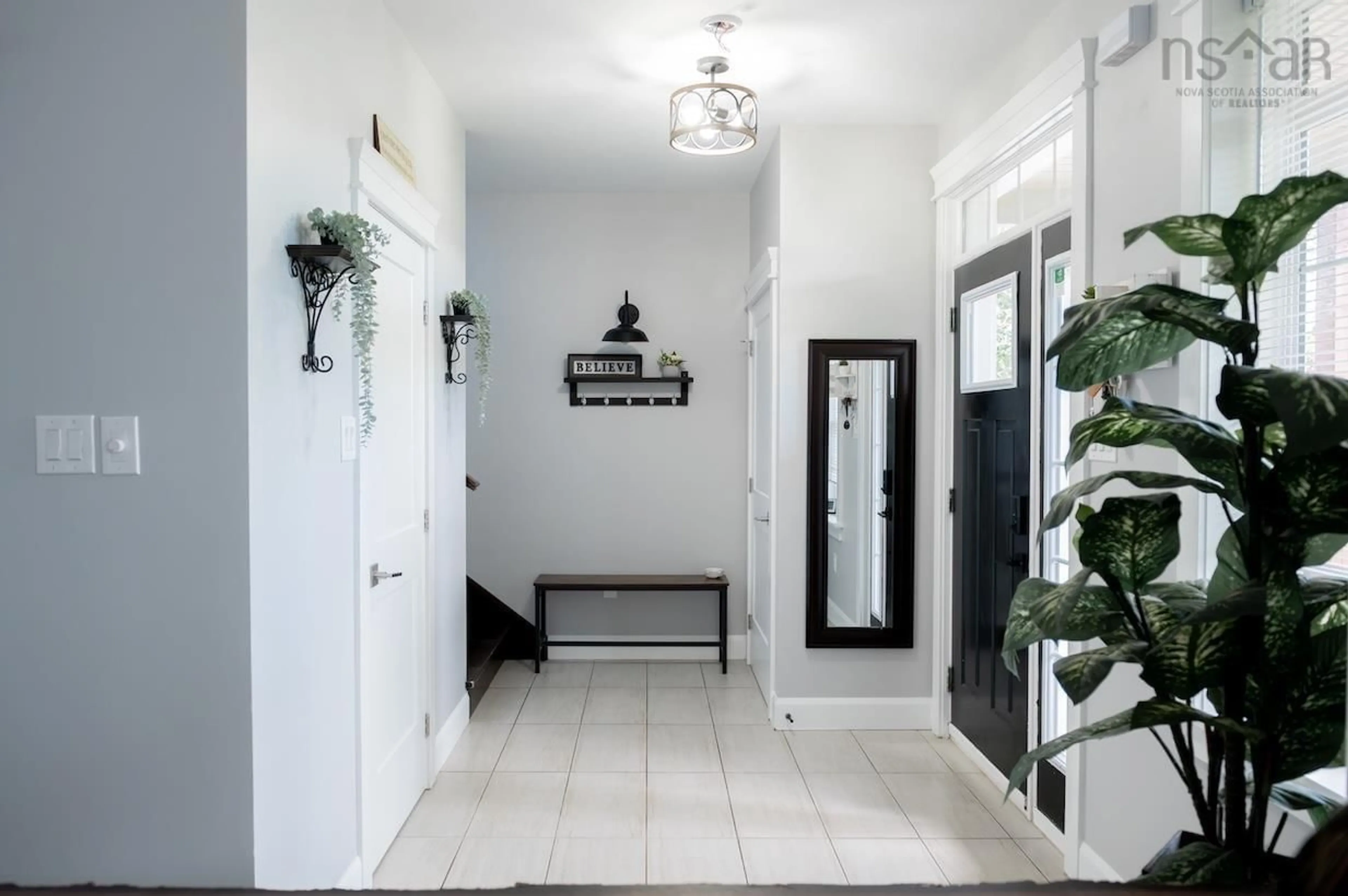 Indoor entryway for 612 Highway 1, Mount Uniacke Nova Scotia B0N 1Z0