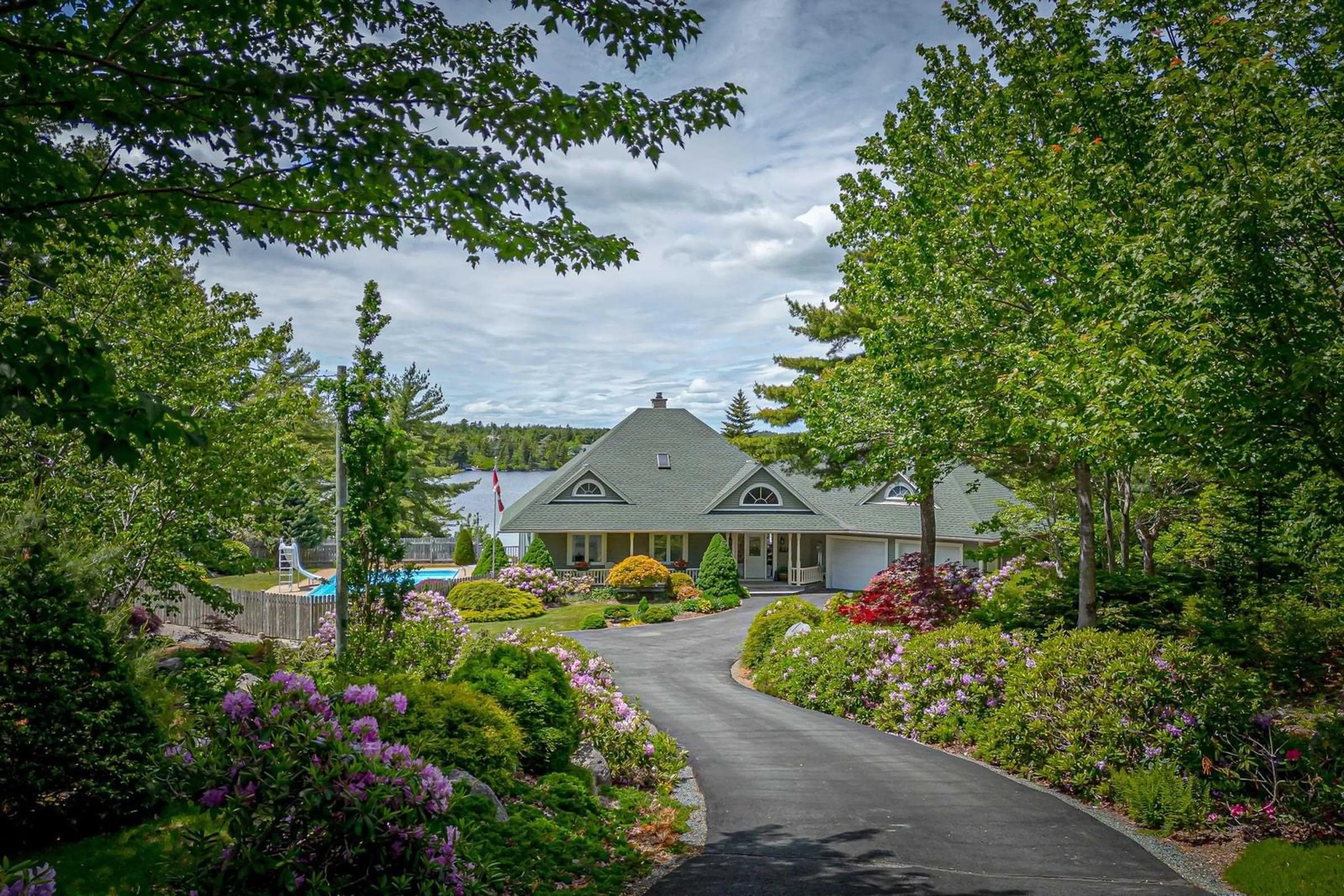 Unknown for 243 Lakeshore Dr, Hammonds Plains Nova Scotia B4B 1X1