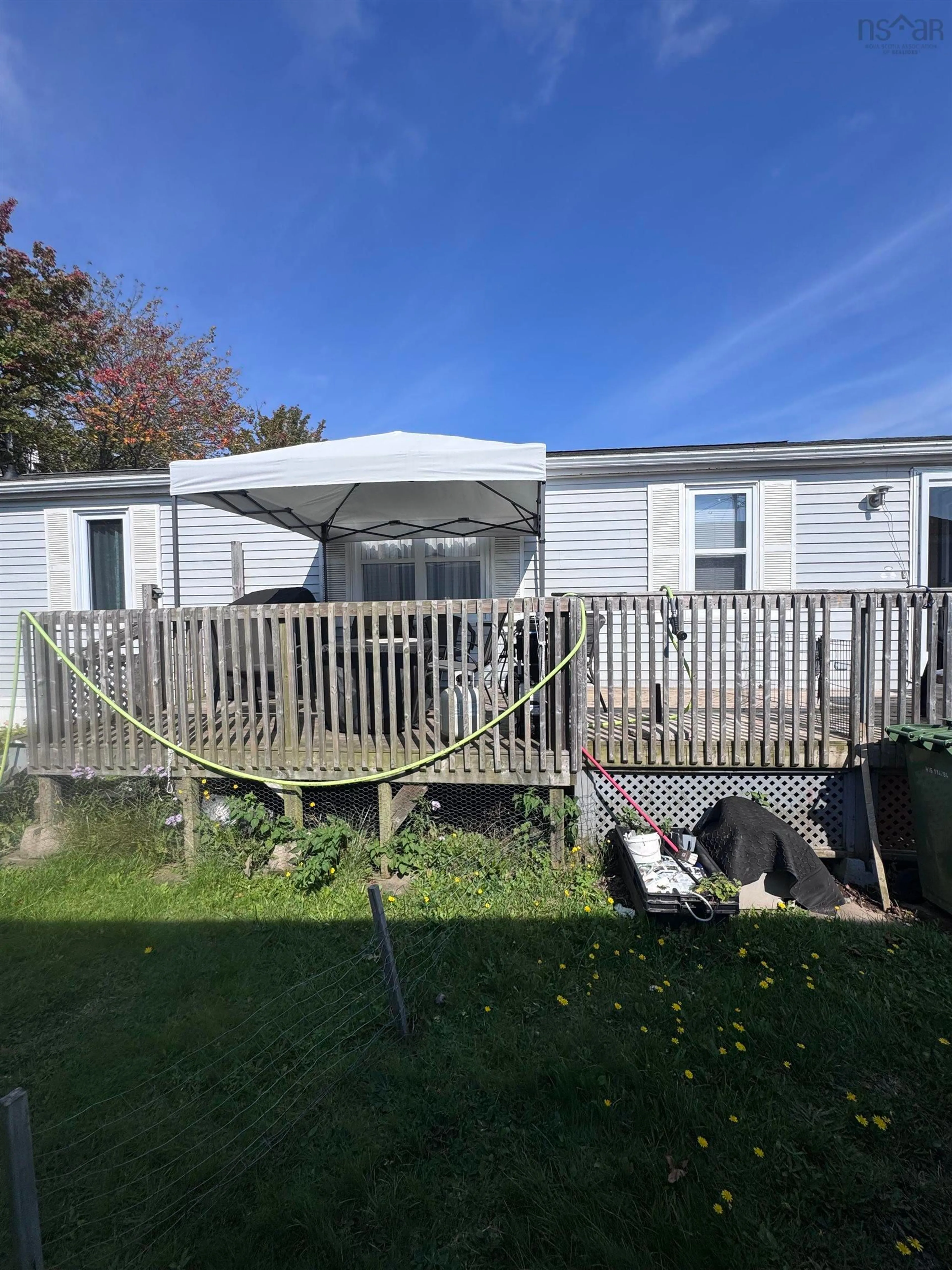 A pic from outside/outdoor area/front of a property/back of a property/a pic from drone, unknown for 47 Earlton Ave, Dartmouth Nova Scotia B2Y 2A6