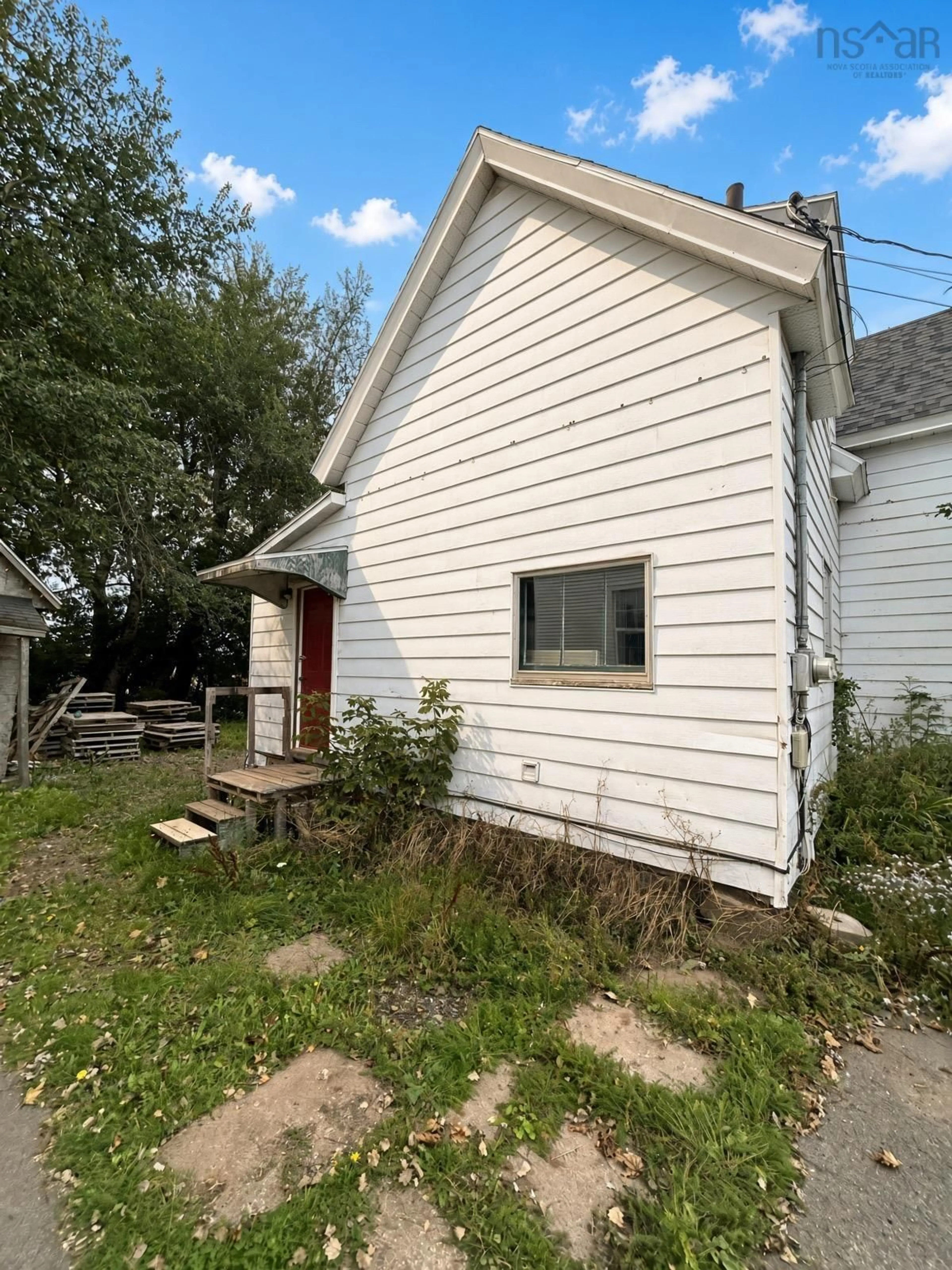 Unknown for 9 Chapel Street, Springhill Nova Scotia B0M 1X0