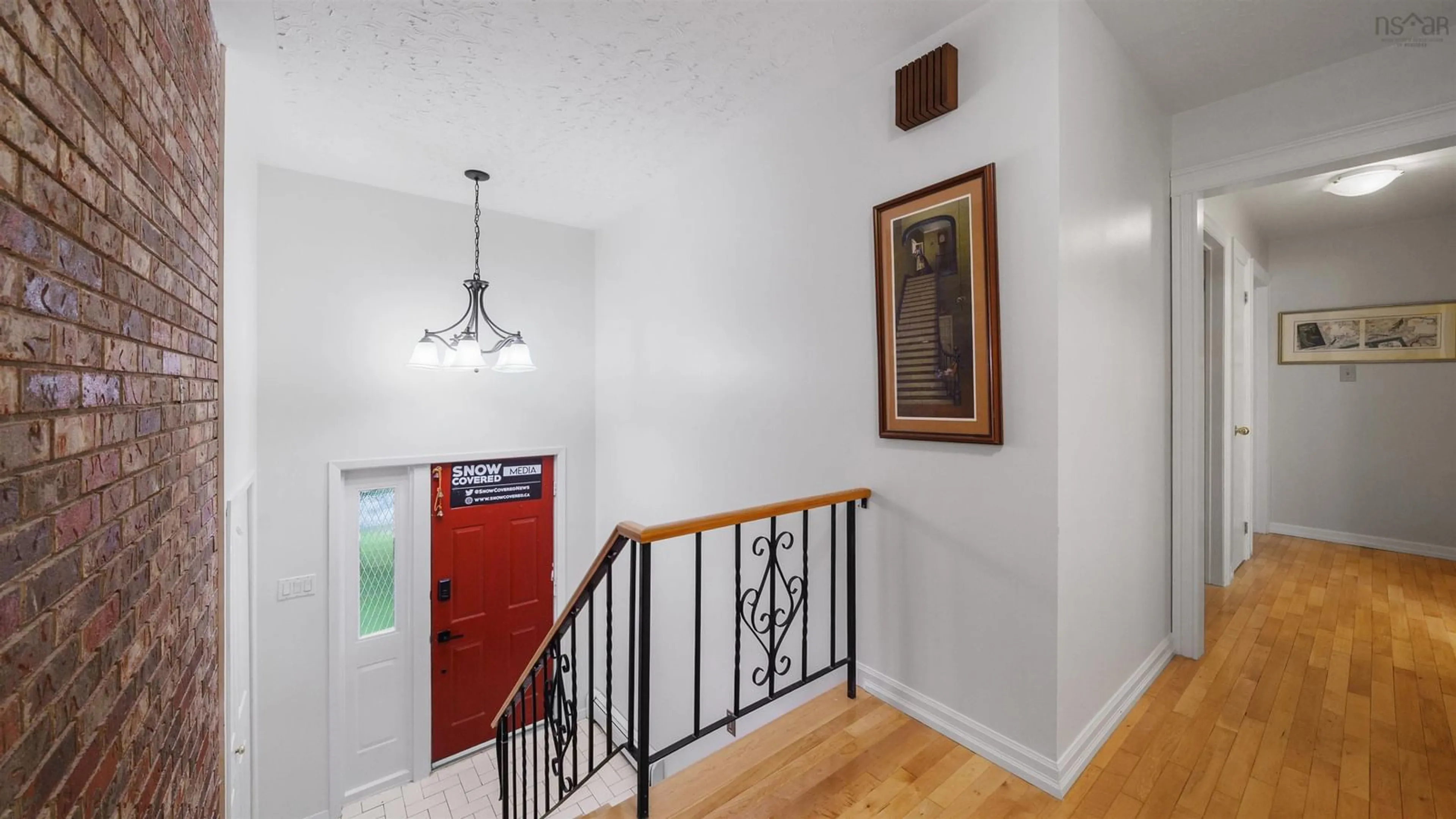 Indoor foyer for 106 Deerbrooke Dr, Cole Harbour Nova Scotia B2V 1W9
