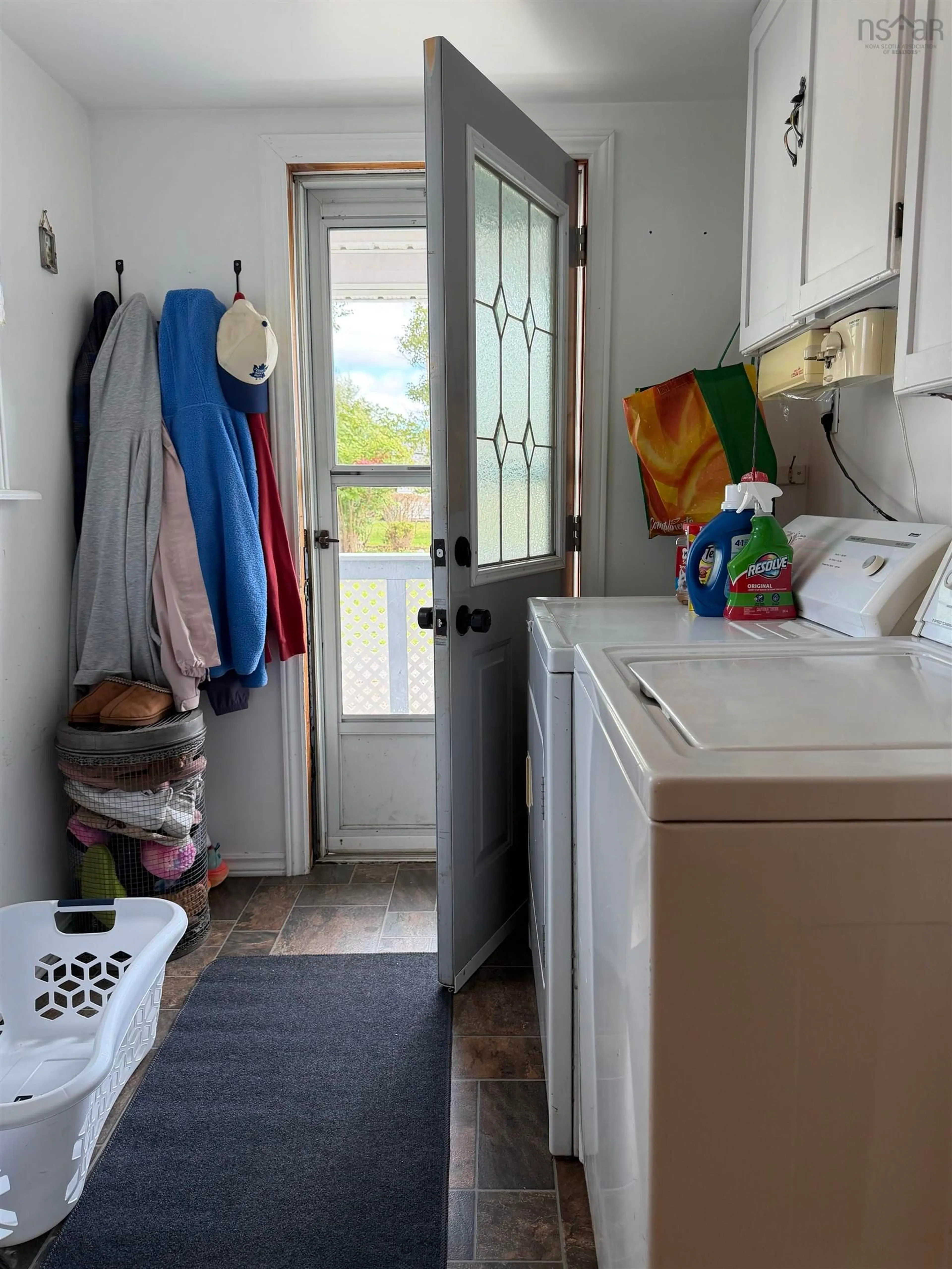 Laundry room for 3463 Duggan St, New Waterford Nova Scotia B1H 1P7